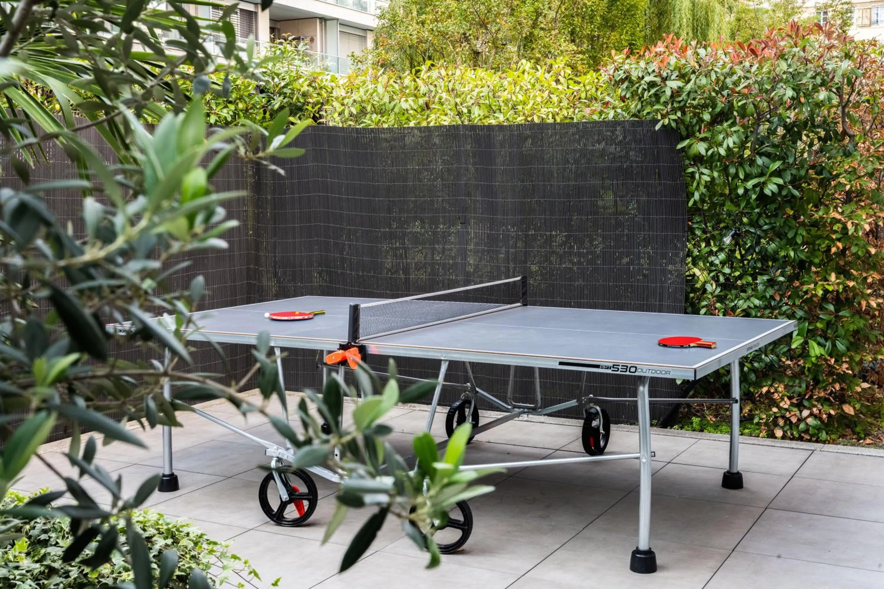 Table tennis in ibis Genève Centre Nations