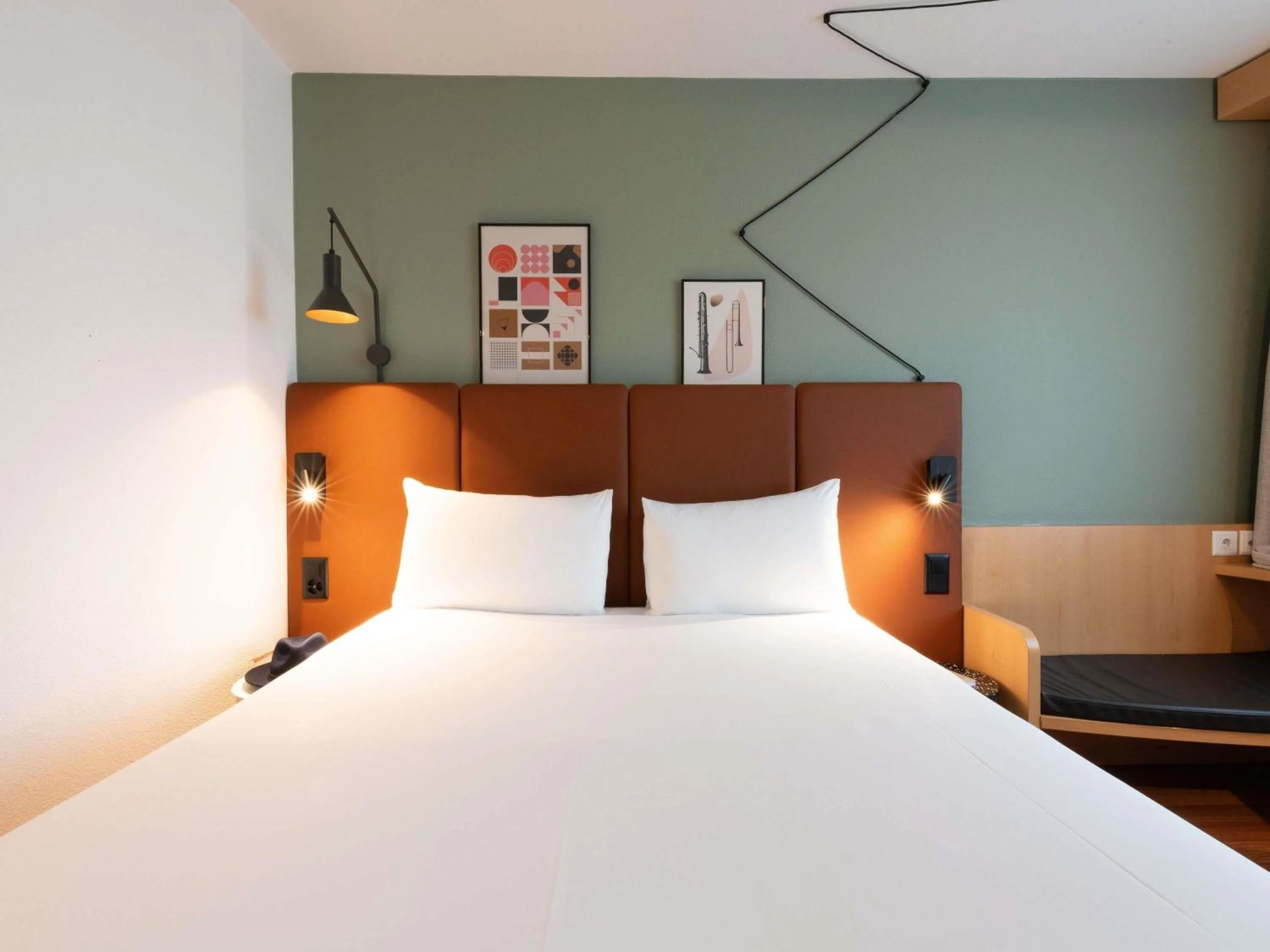 Bedroom, Bed in ibis Genève Centre Nations