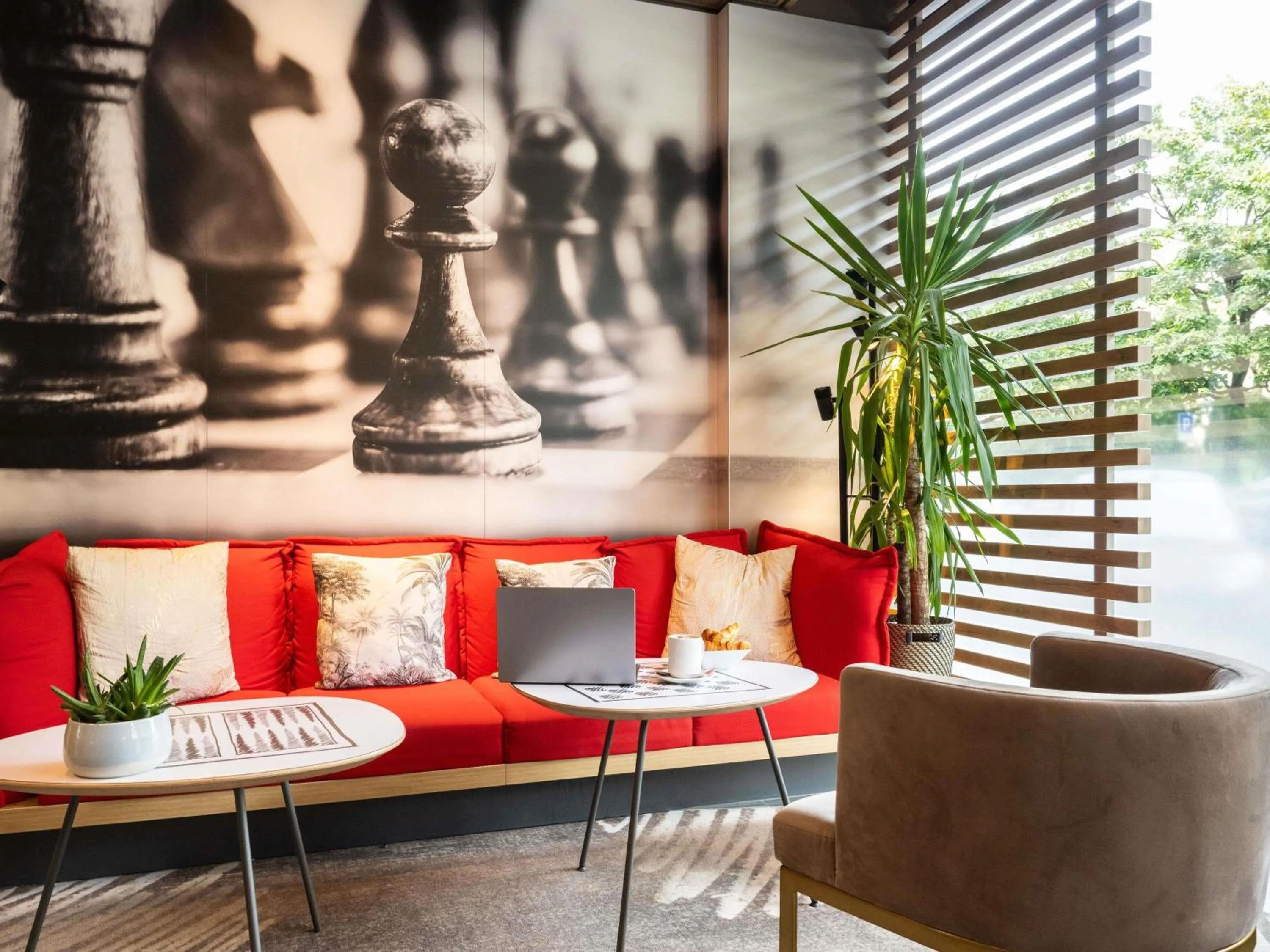 Property building in ibis Genève Centre Nations