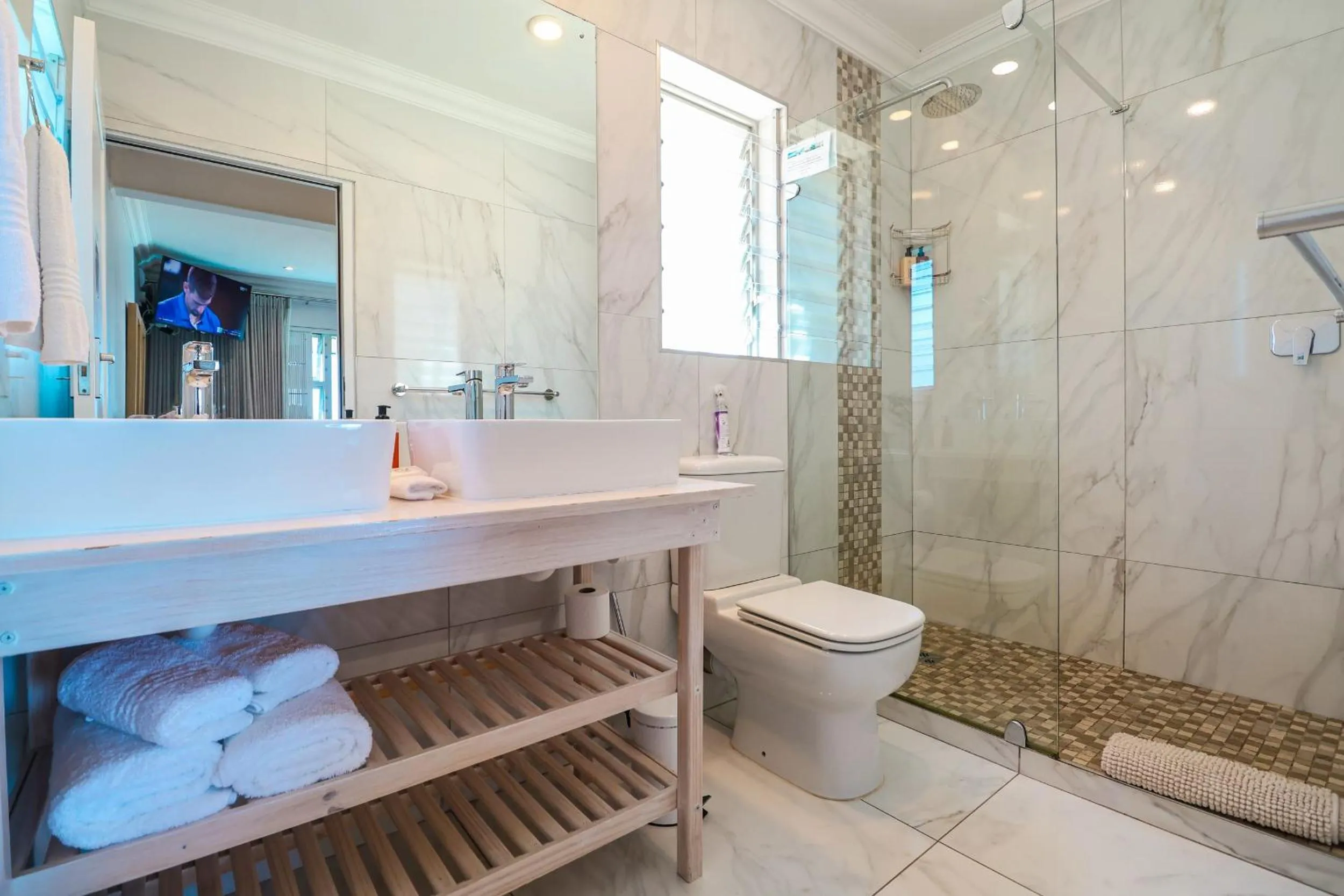 Shower in Belle Vue Ridge BnB,