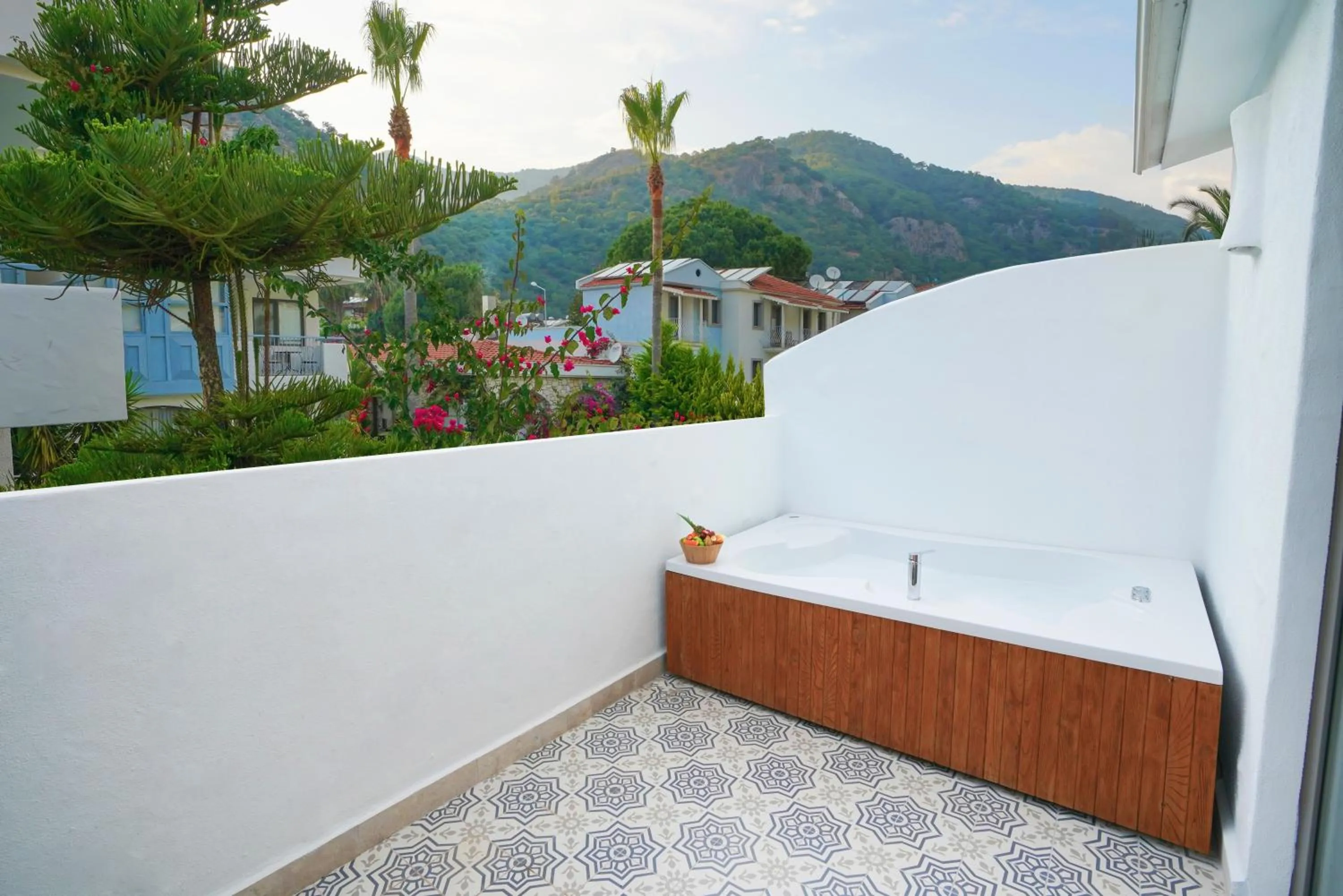 Hot Tub in Kassandra Boutique Hotel