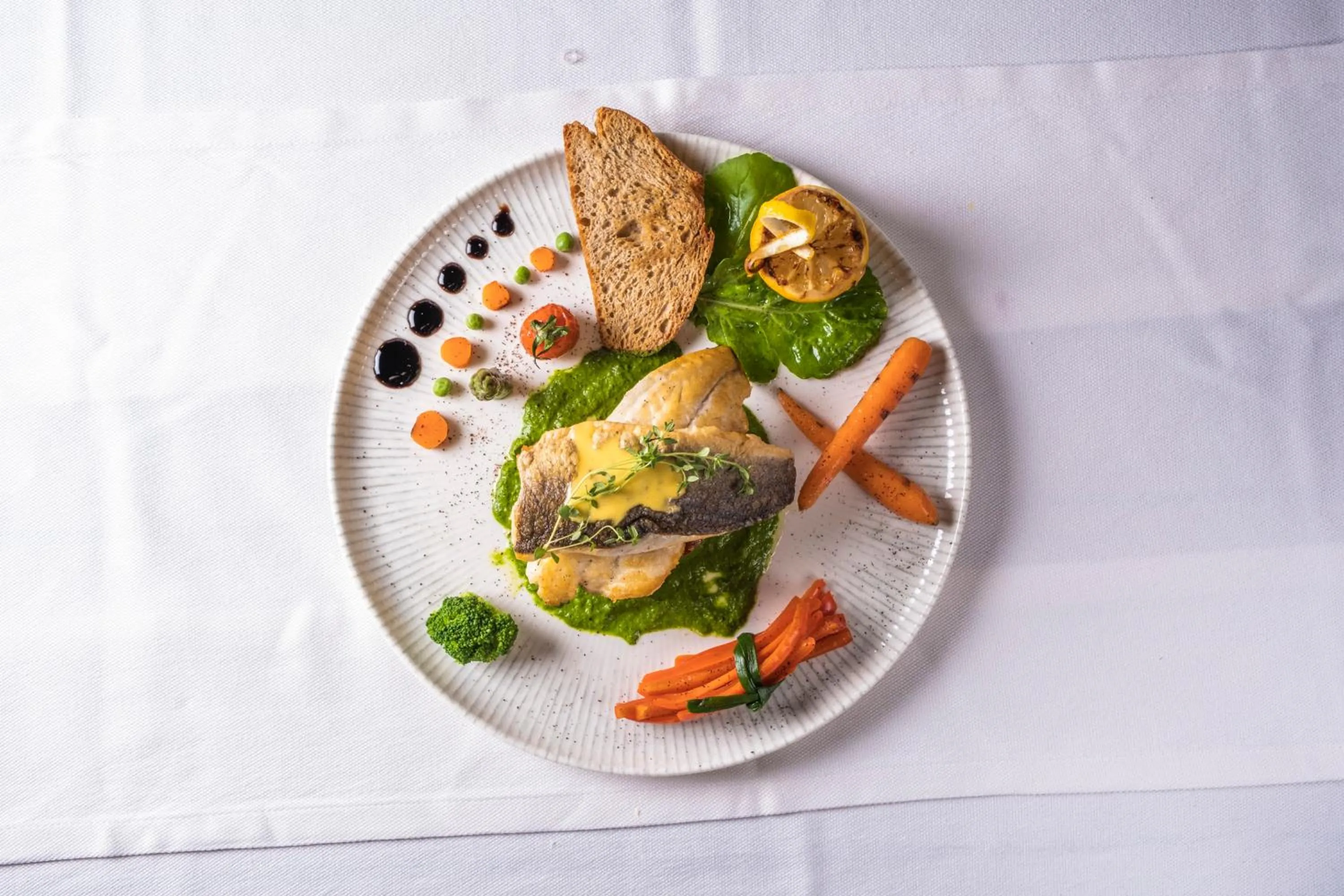 Restaurant/places to eat in Kassandra Boutique Hotel