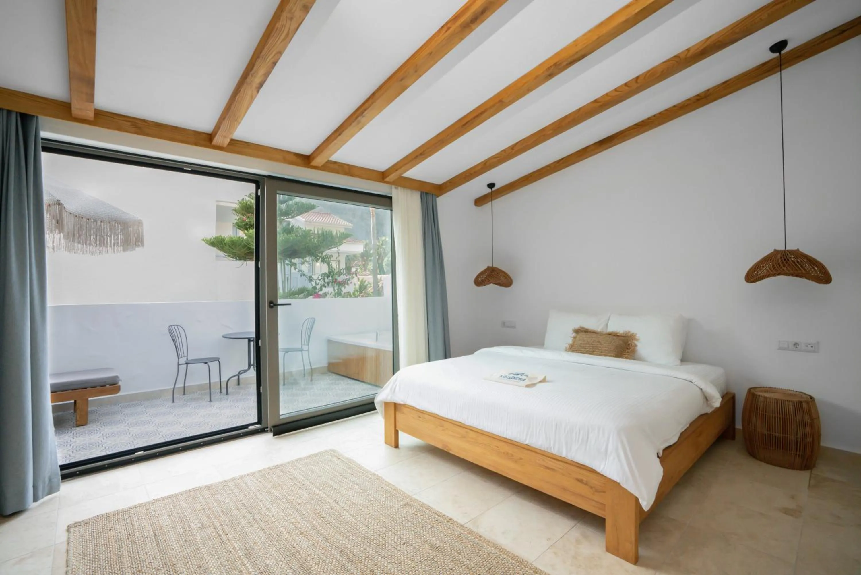 Bedroom, Bed in Kassandra Boutique Hotel