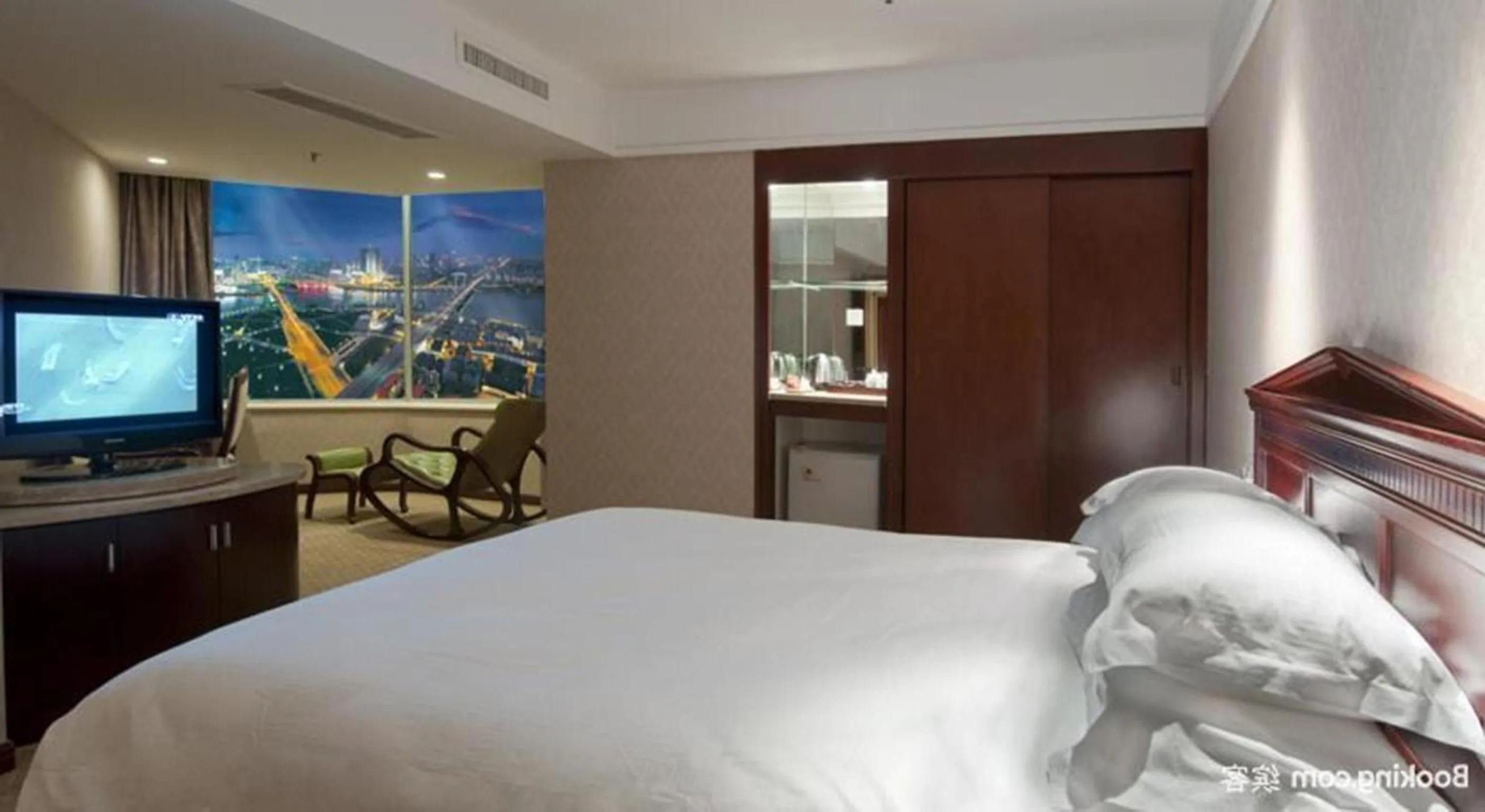 Bedroom, Room Photo in Golden Port Hotel