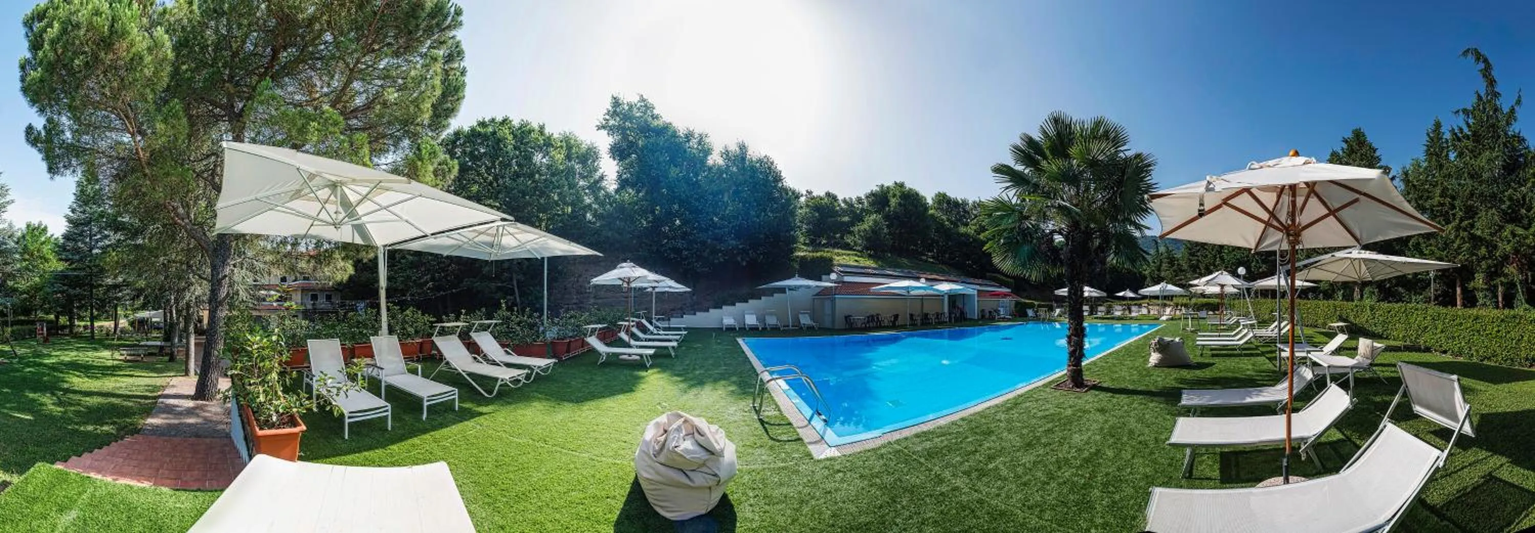 Pool view in Il Castagneto Hotel