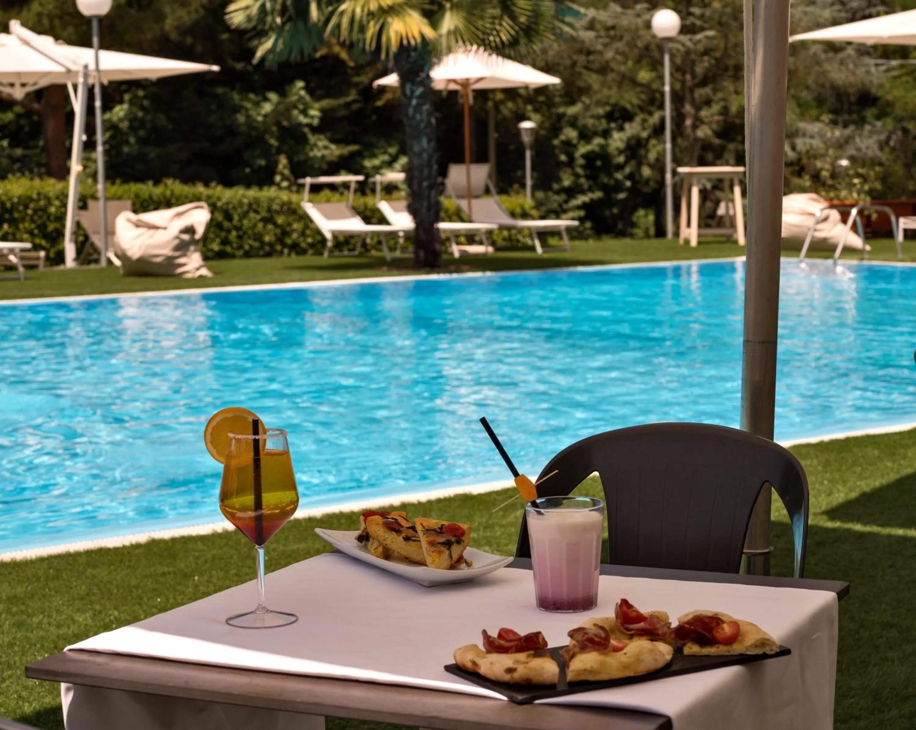 Pool view in Il Castagneto Hotel