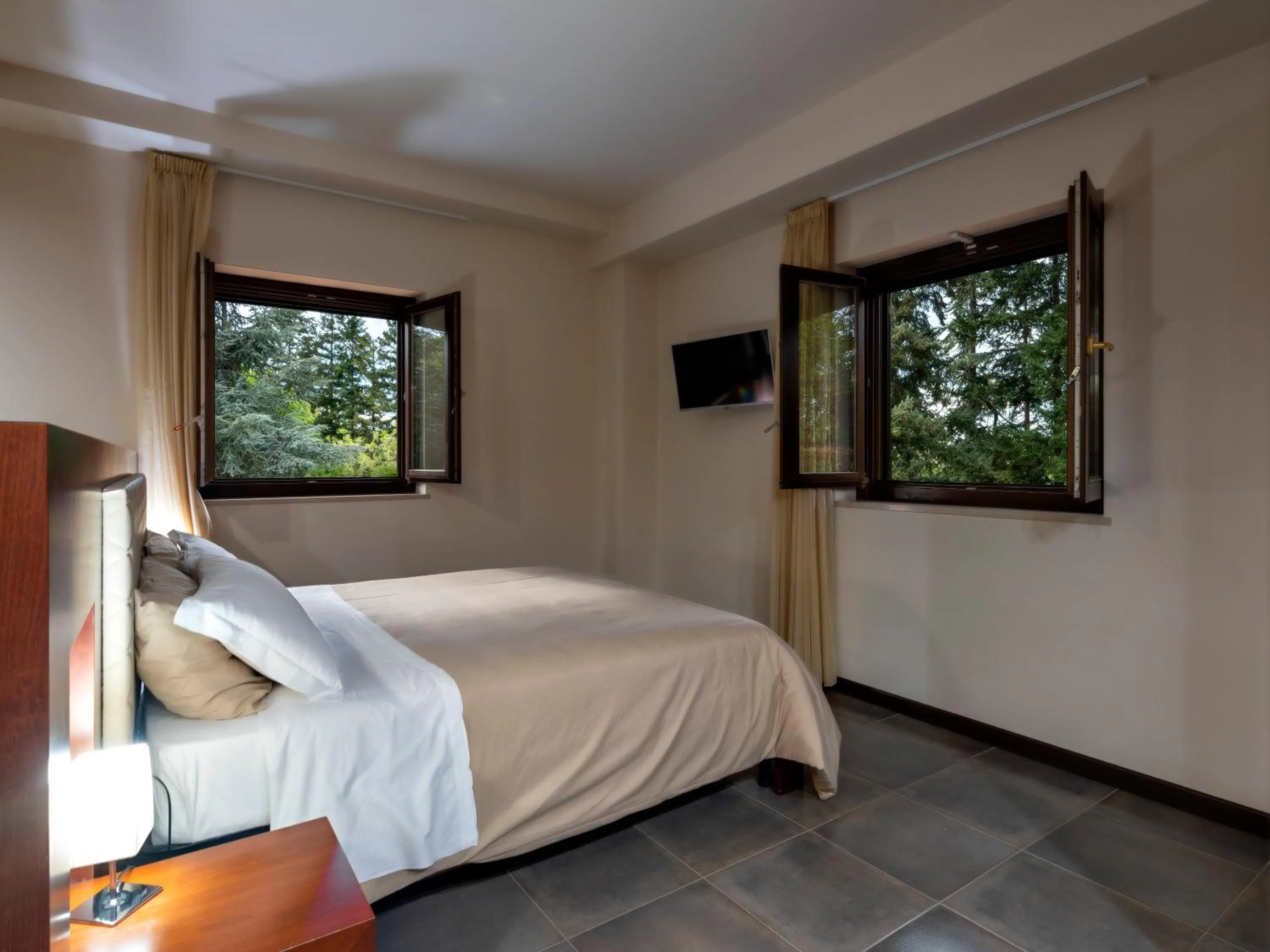 Bed in Il Castagneto Hotel