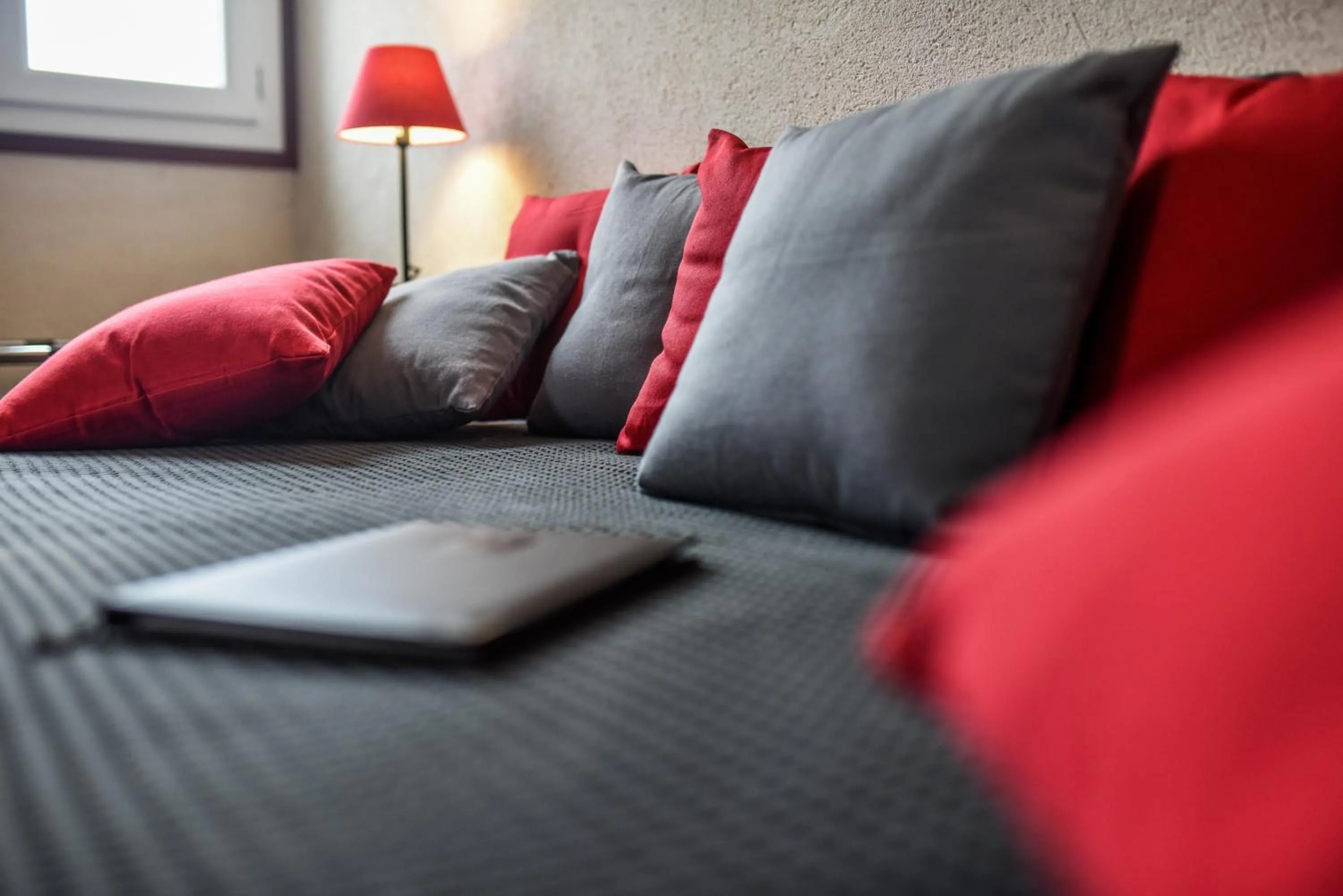 Bed in Hôtel Auberge l'Estanquet