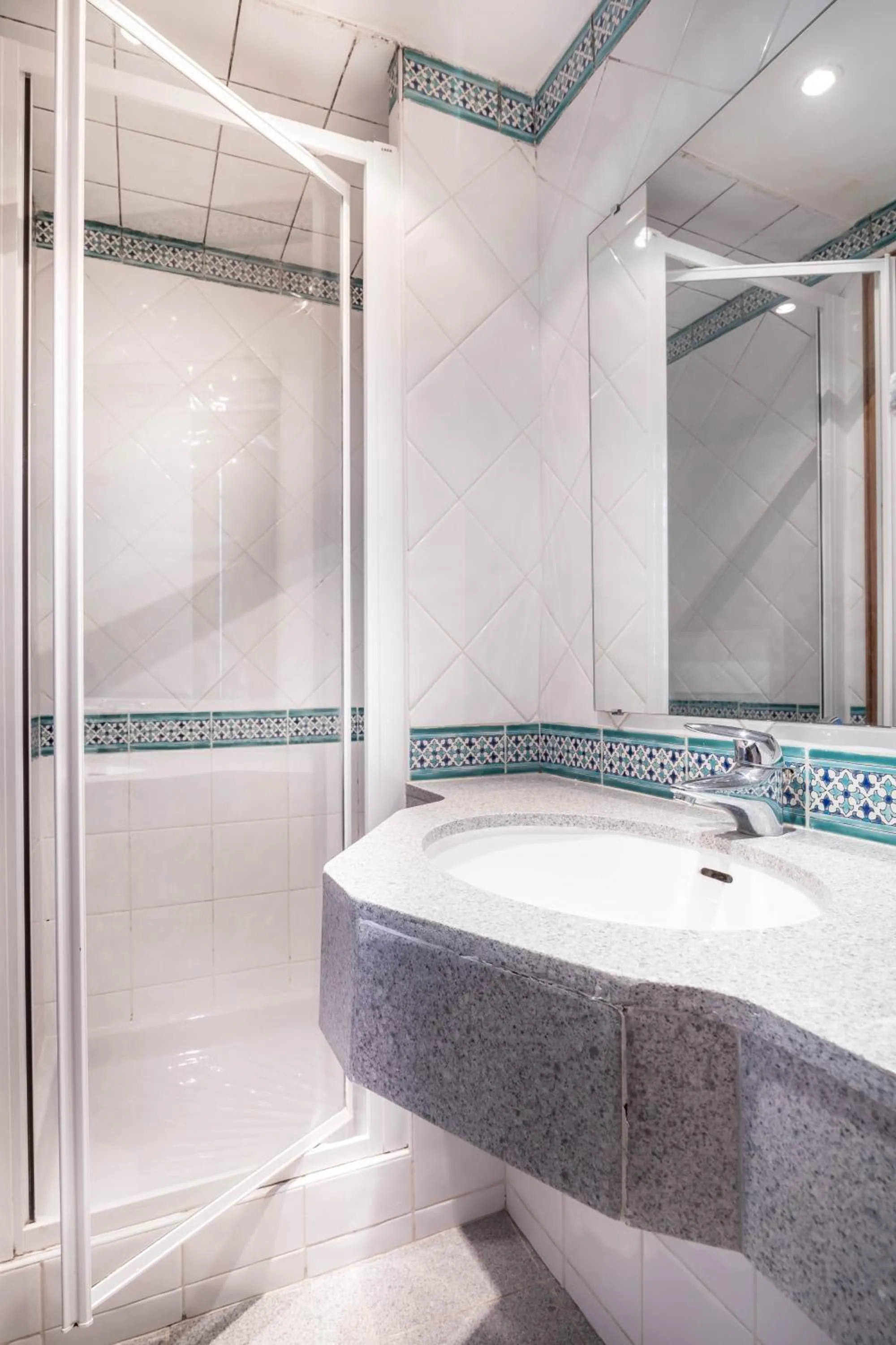 Bathroom in Hotel du Lys