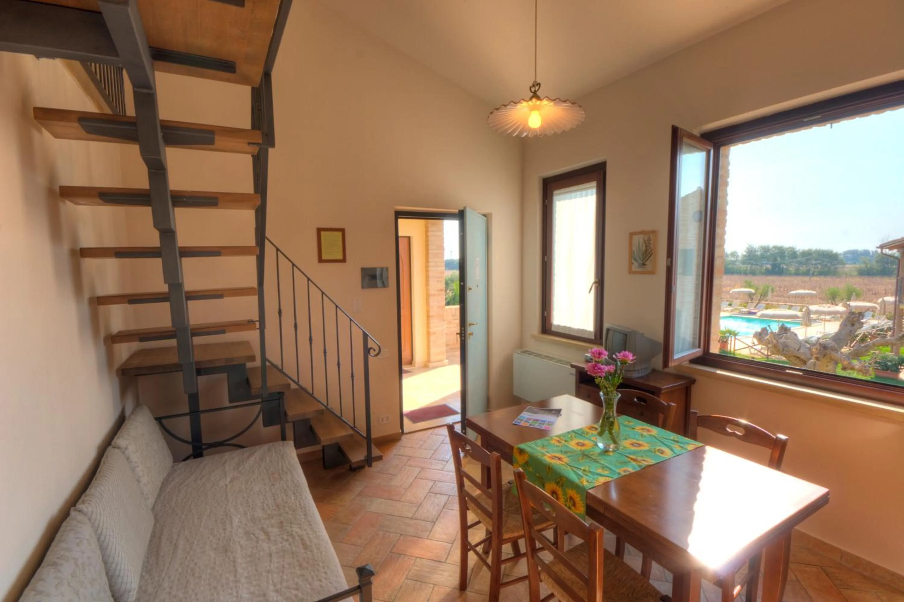 Dining area in Casale del Conero