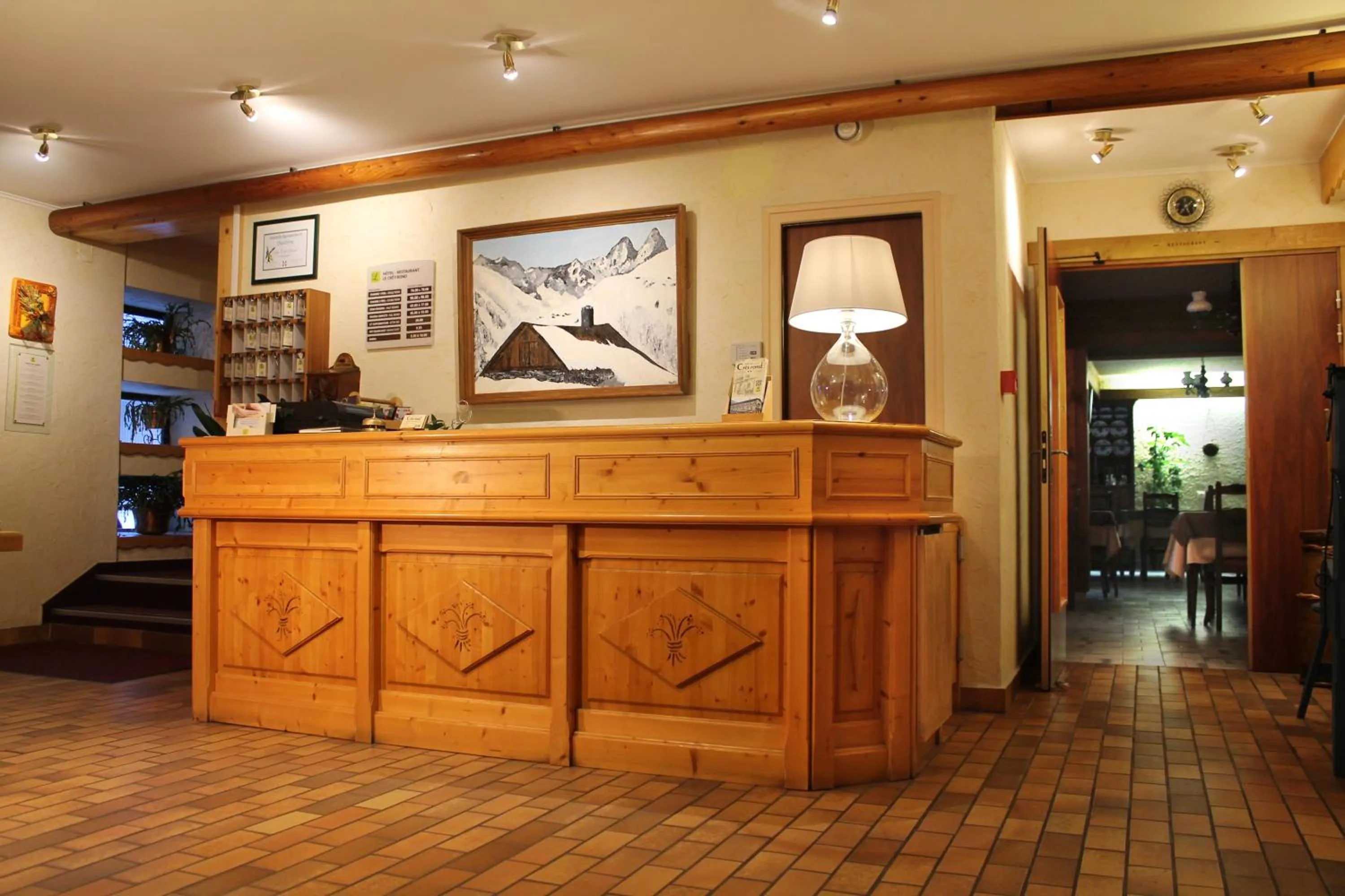 Lobby or reception in Hôtel du Crêt Rond