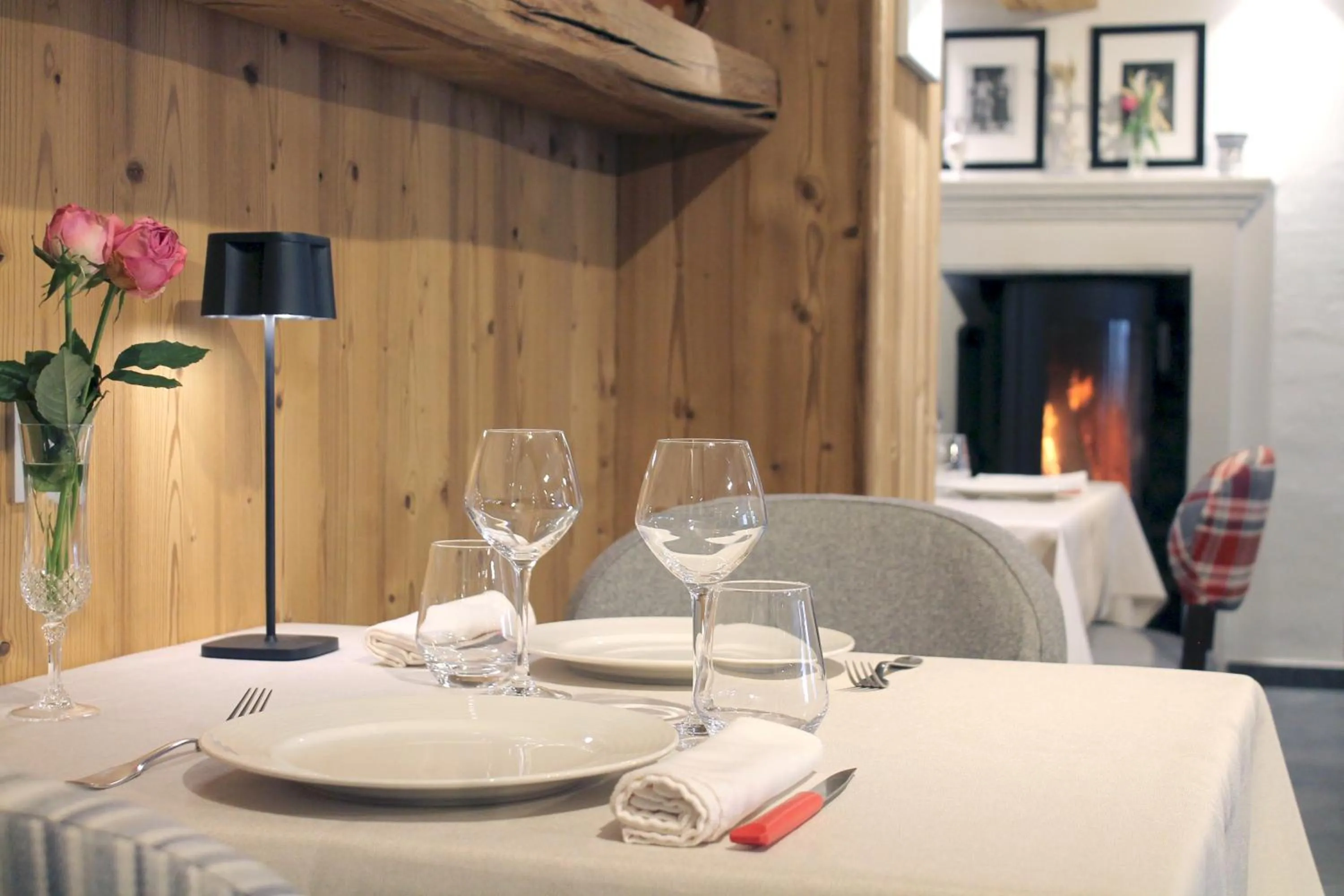 Restaurant/places to eat in Hôtel du Crêt Rond