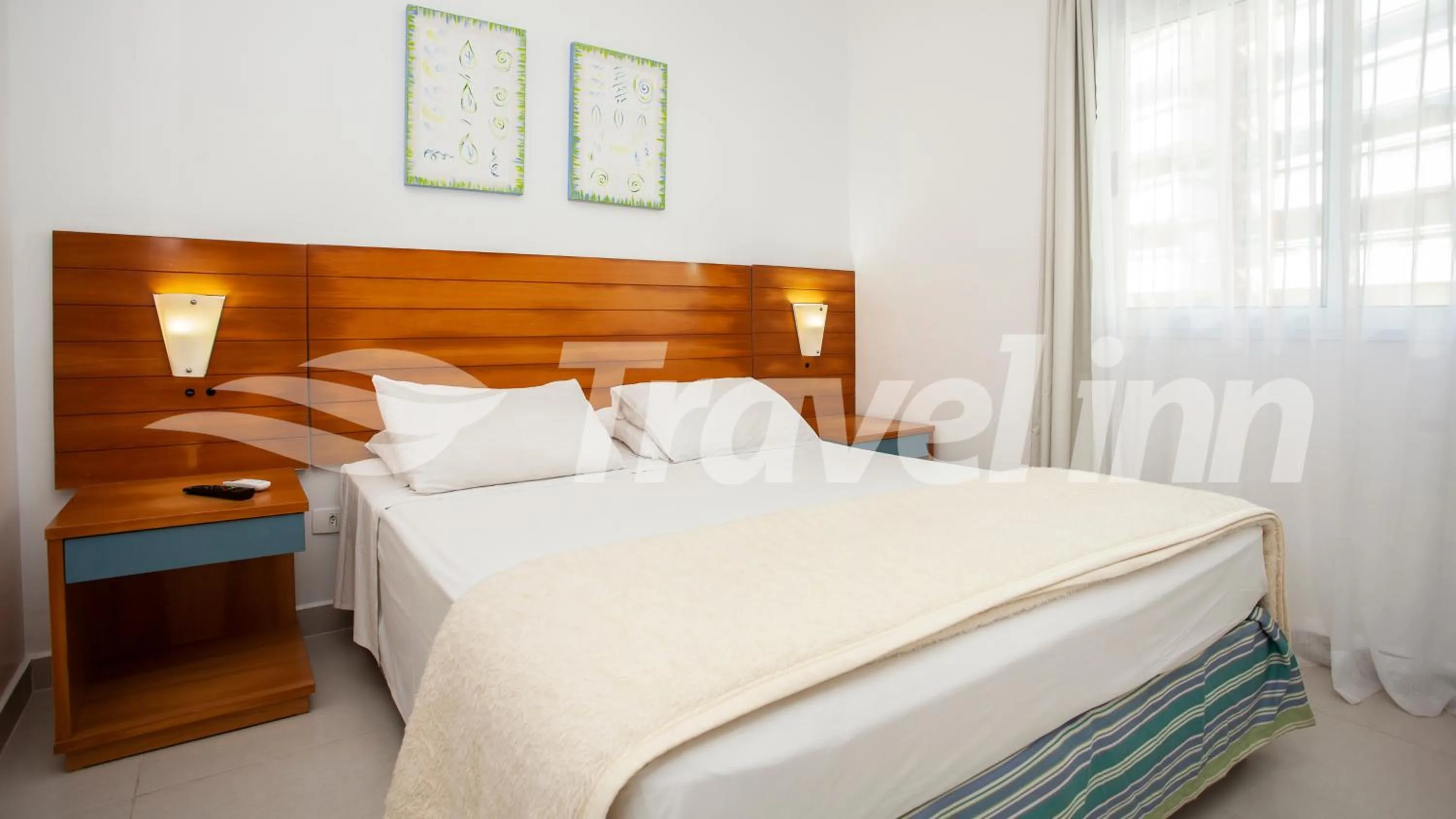 Bedroom, Bed in Travel Inn Flats Riviera