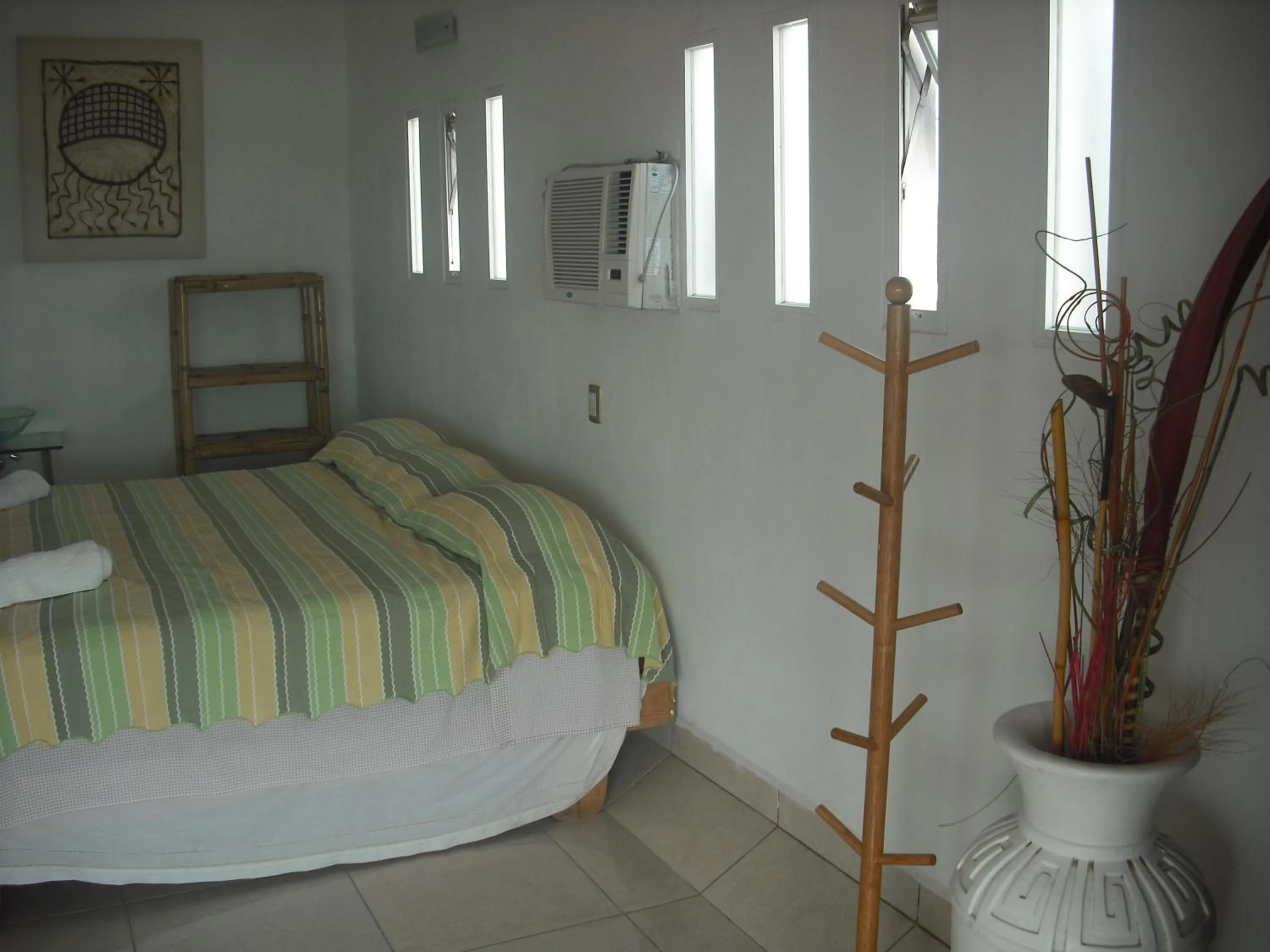 Bed in Hotel Villas del Rey