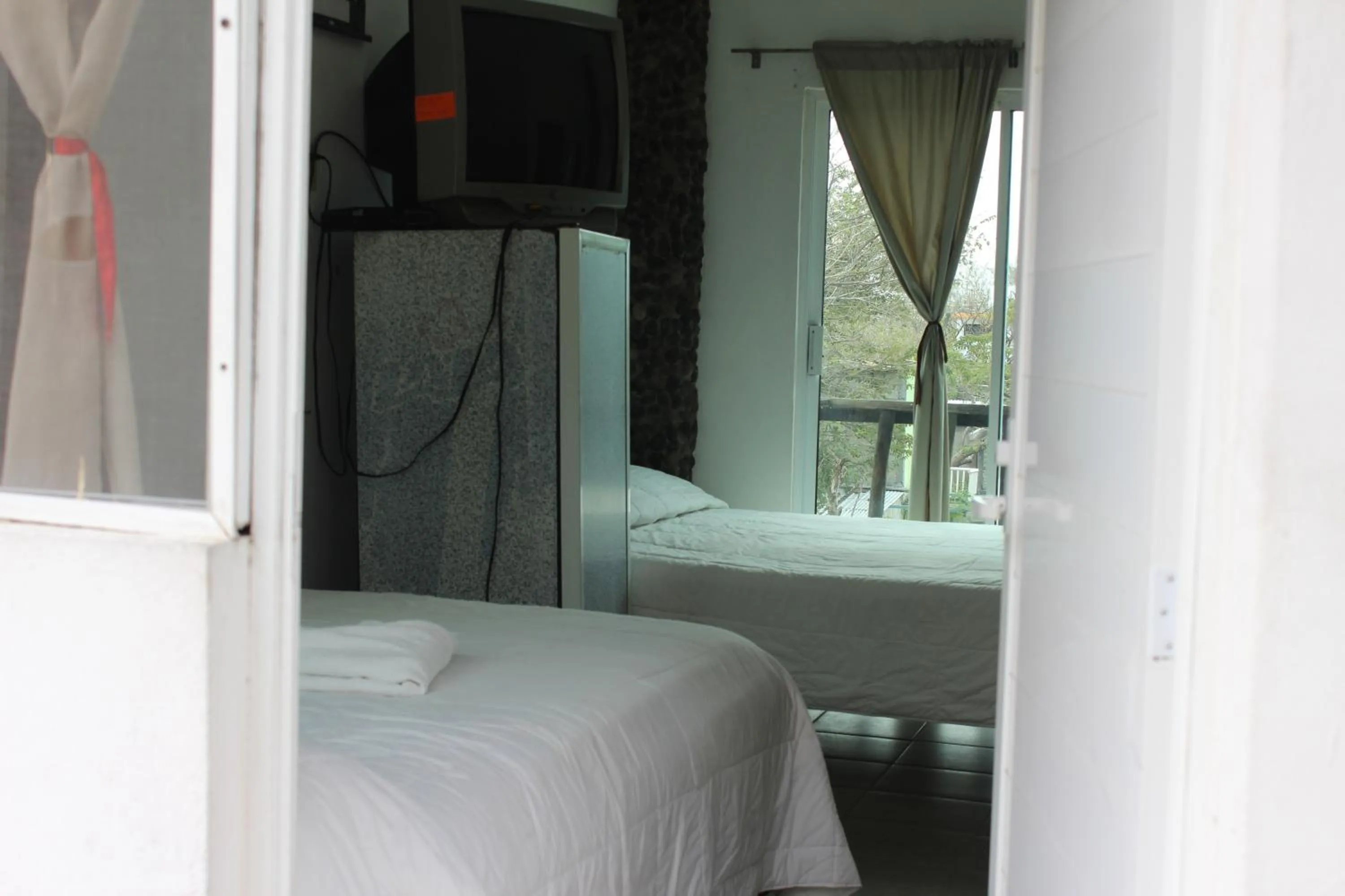 Deluxe Triple Room in Hotel Villas del Rey