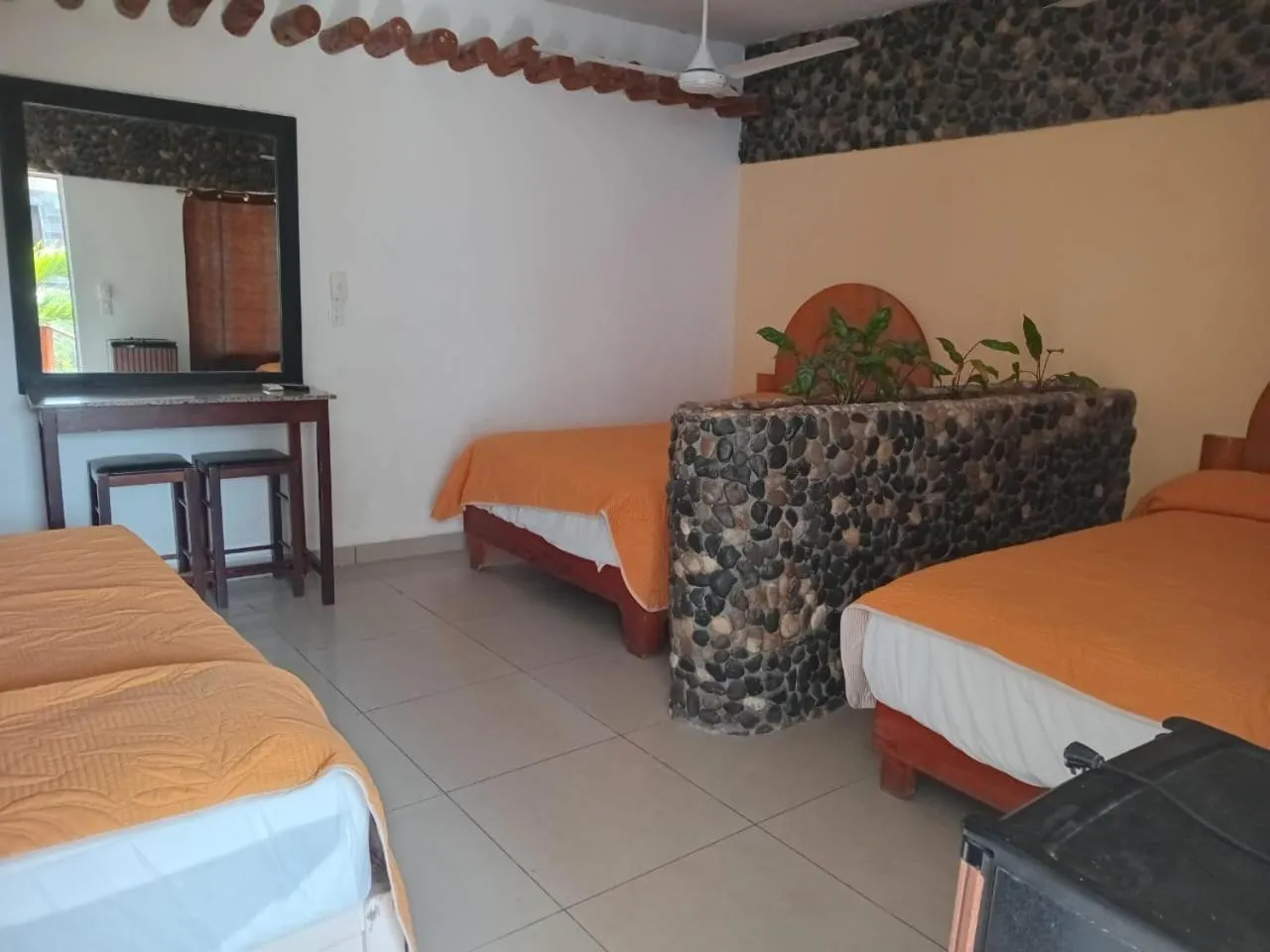 Bed in Hotel Villas del Rey