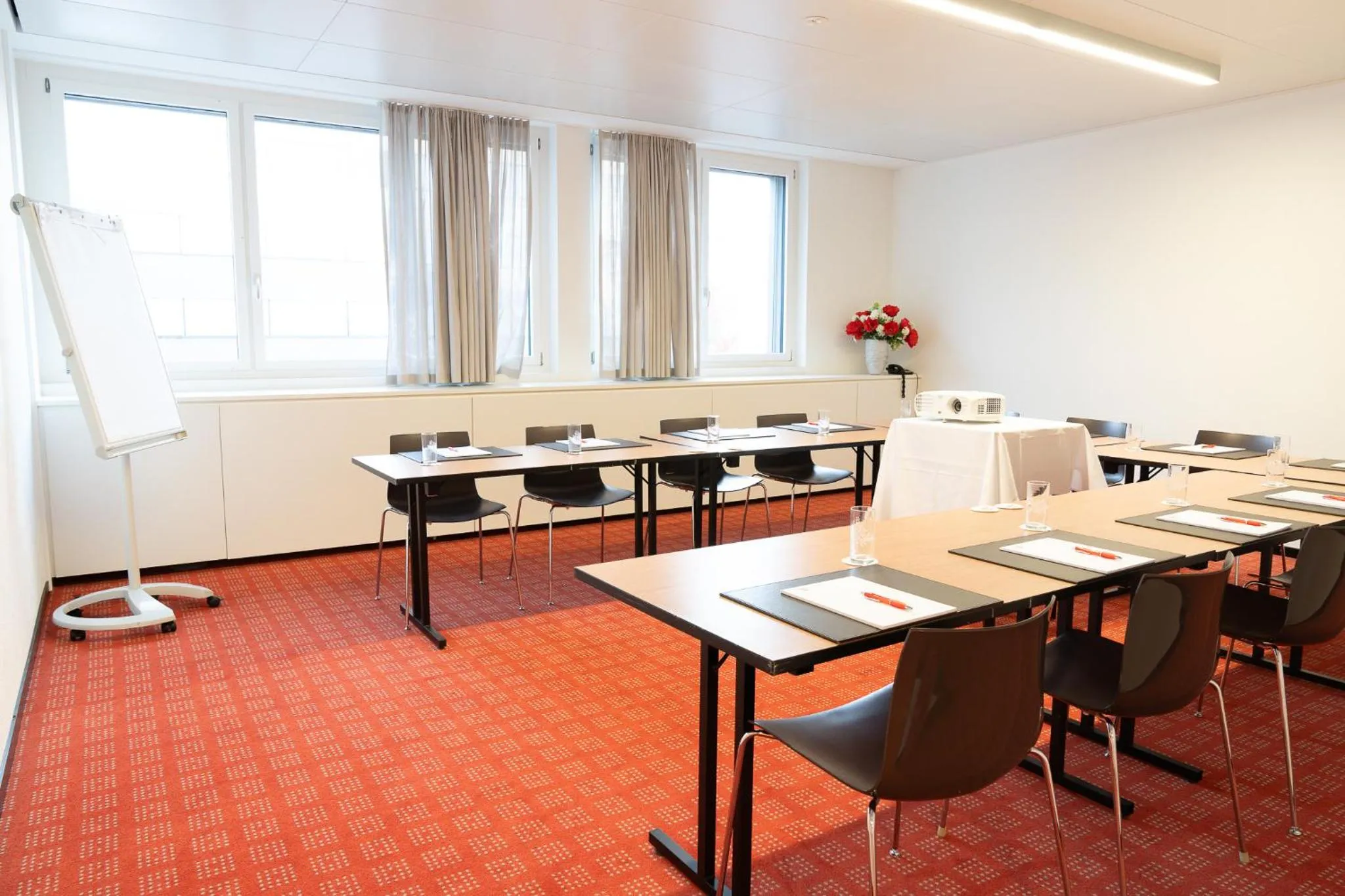 Meeting/conference room in SwissEver Hotel Zug