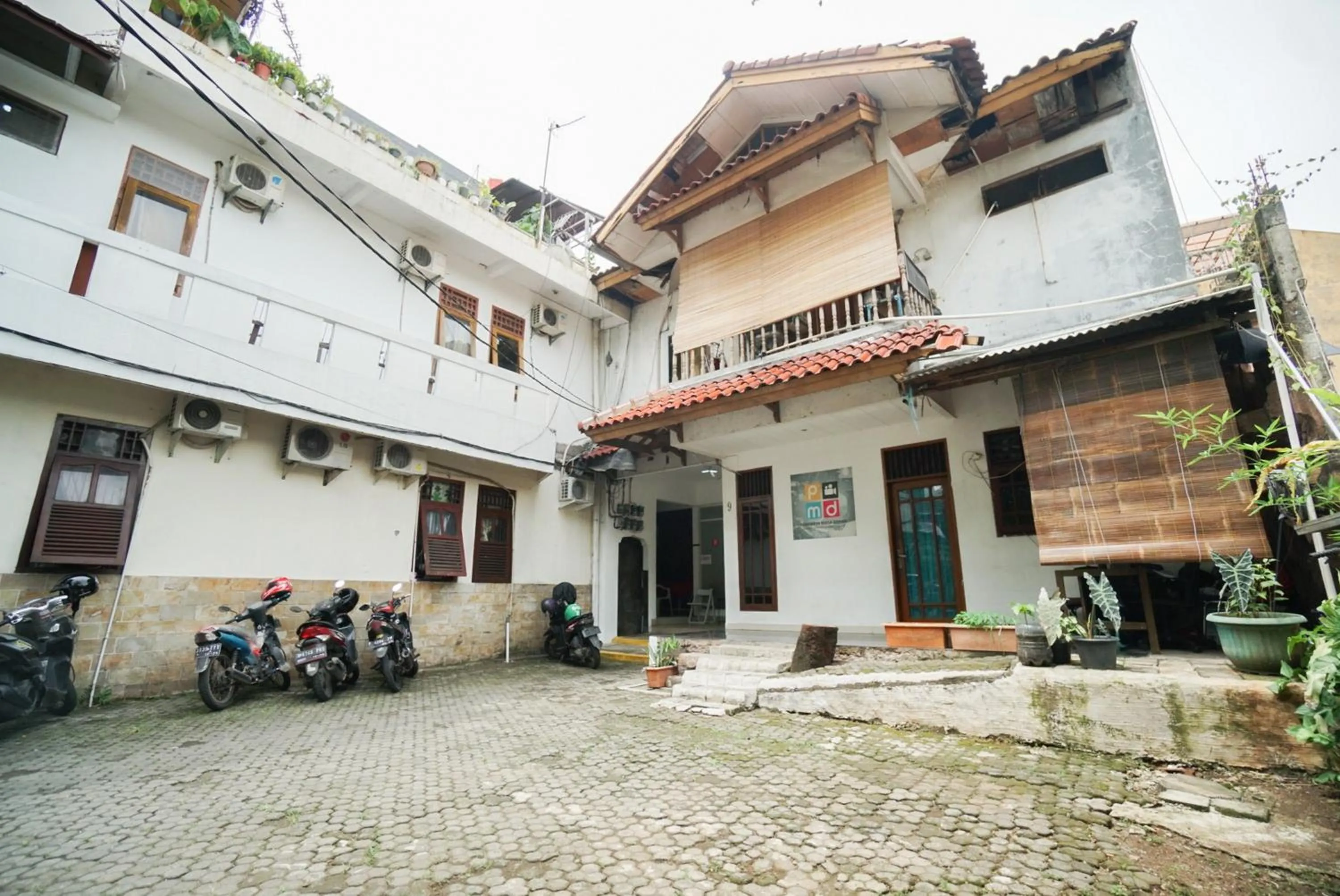 Property building in Griya Sawamah Syariah Mitra RedDoorz