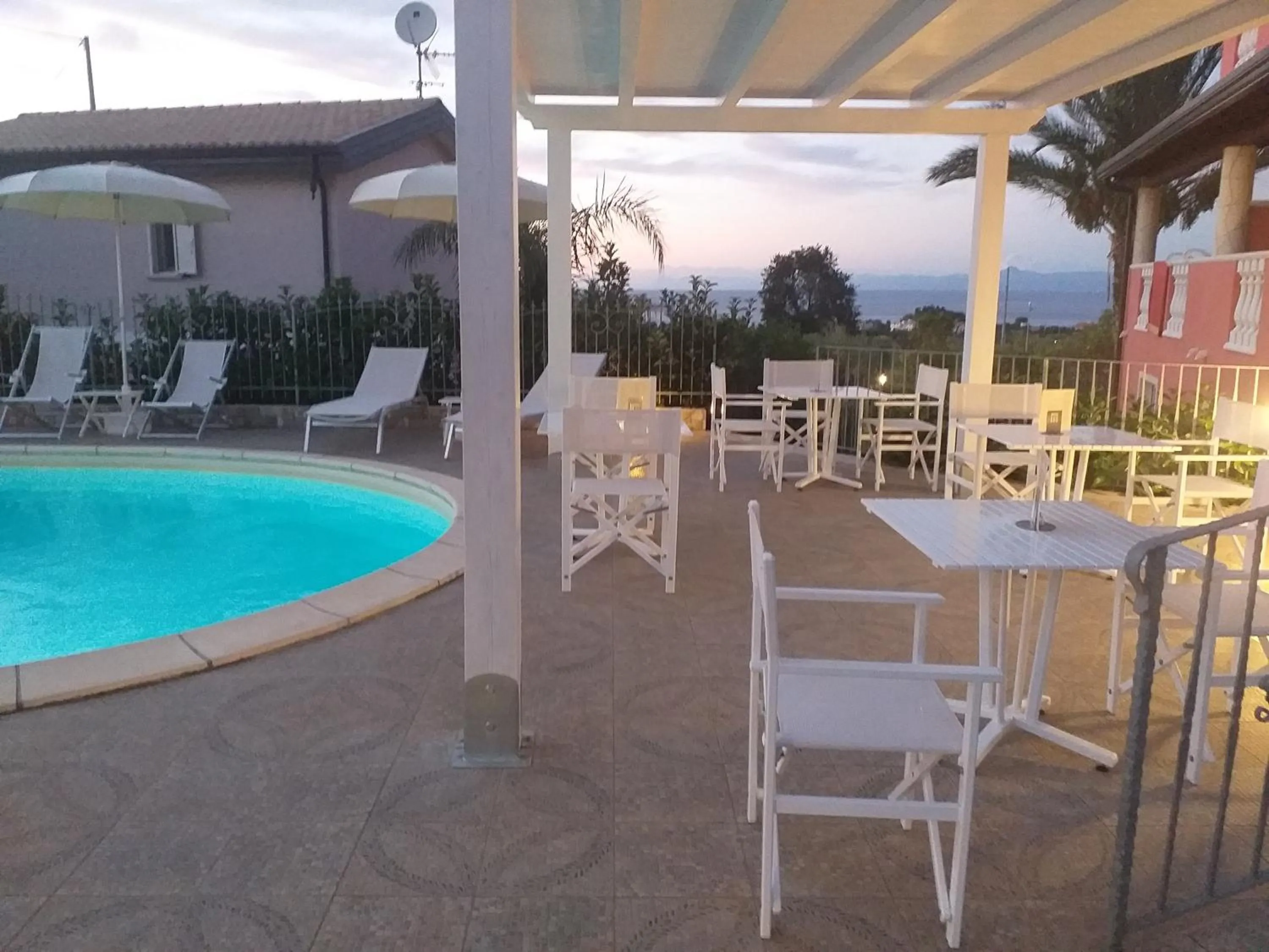 Swimming pool in Borgo di Santa Barbara