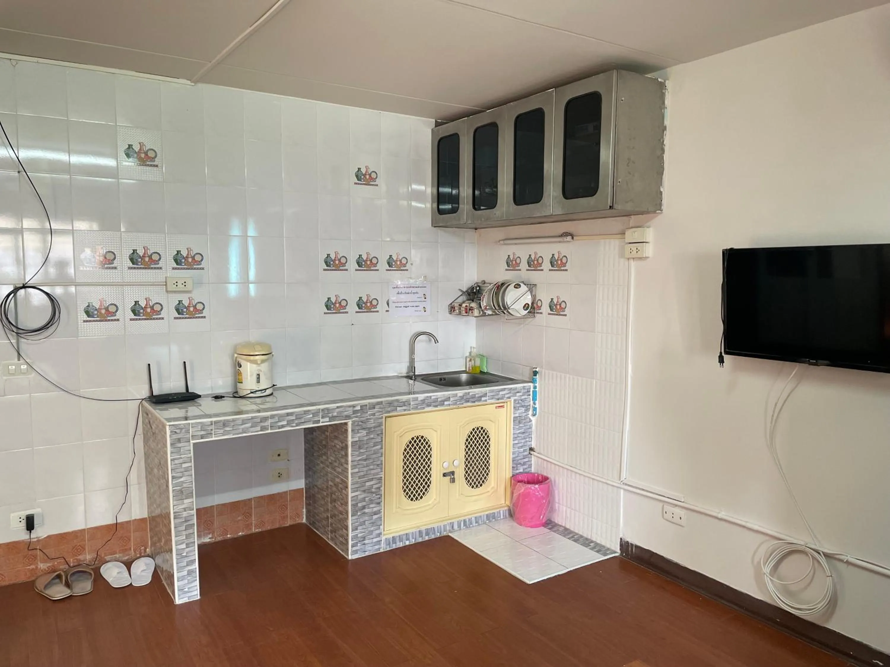 TV and multimedia in Dailyroom C3,C4by Anna