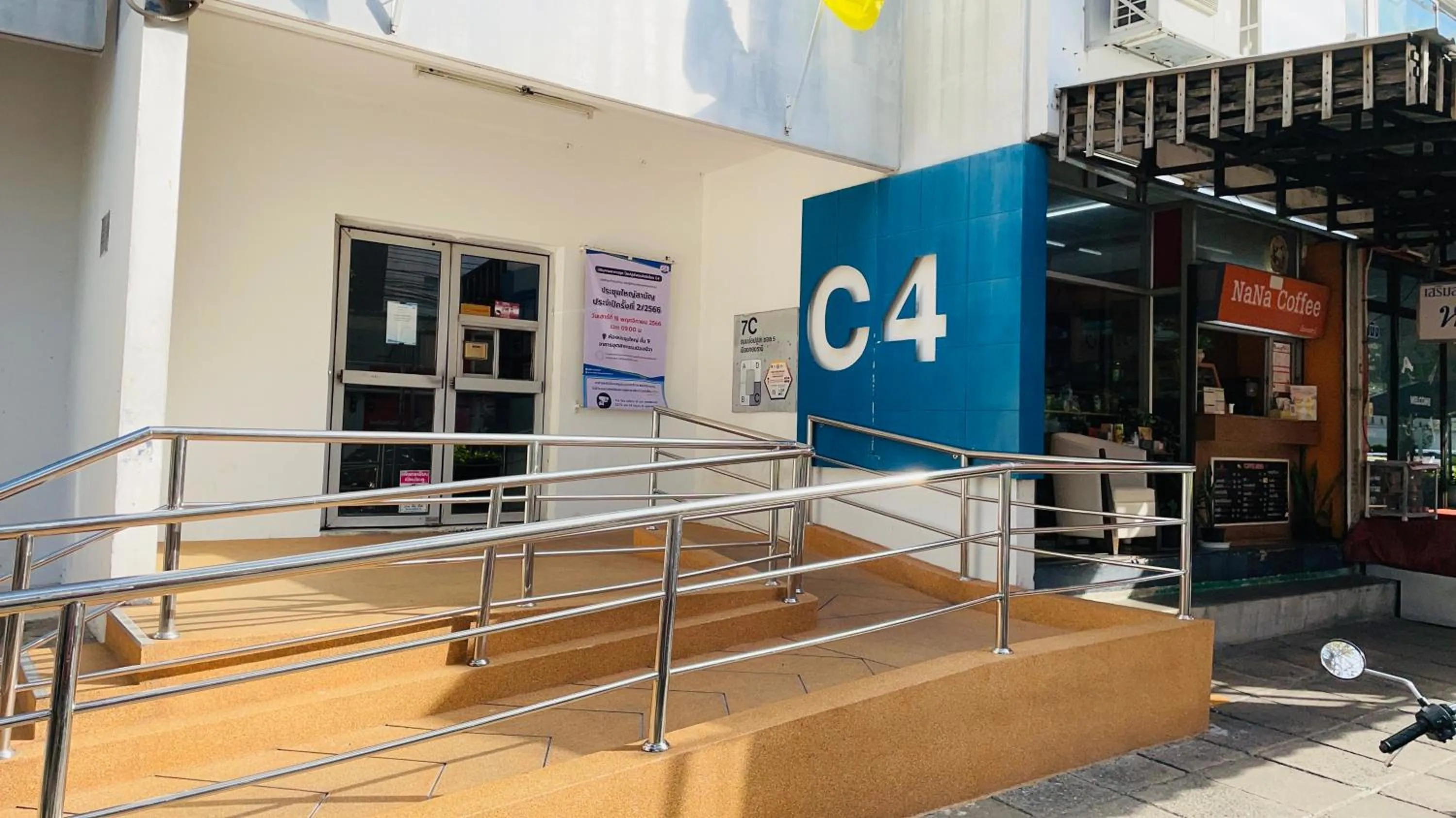 Property building in Dailyroom C3,C4by Anna