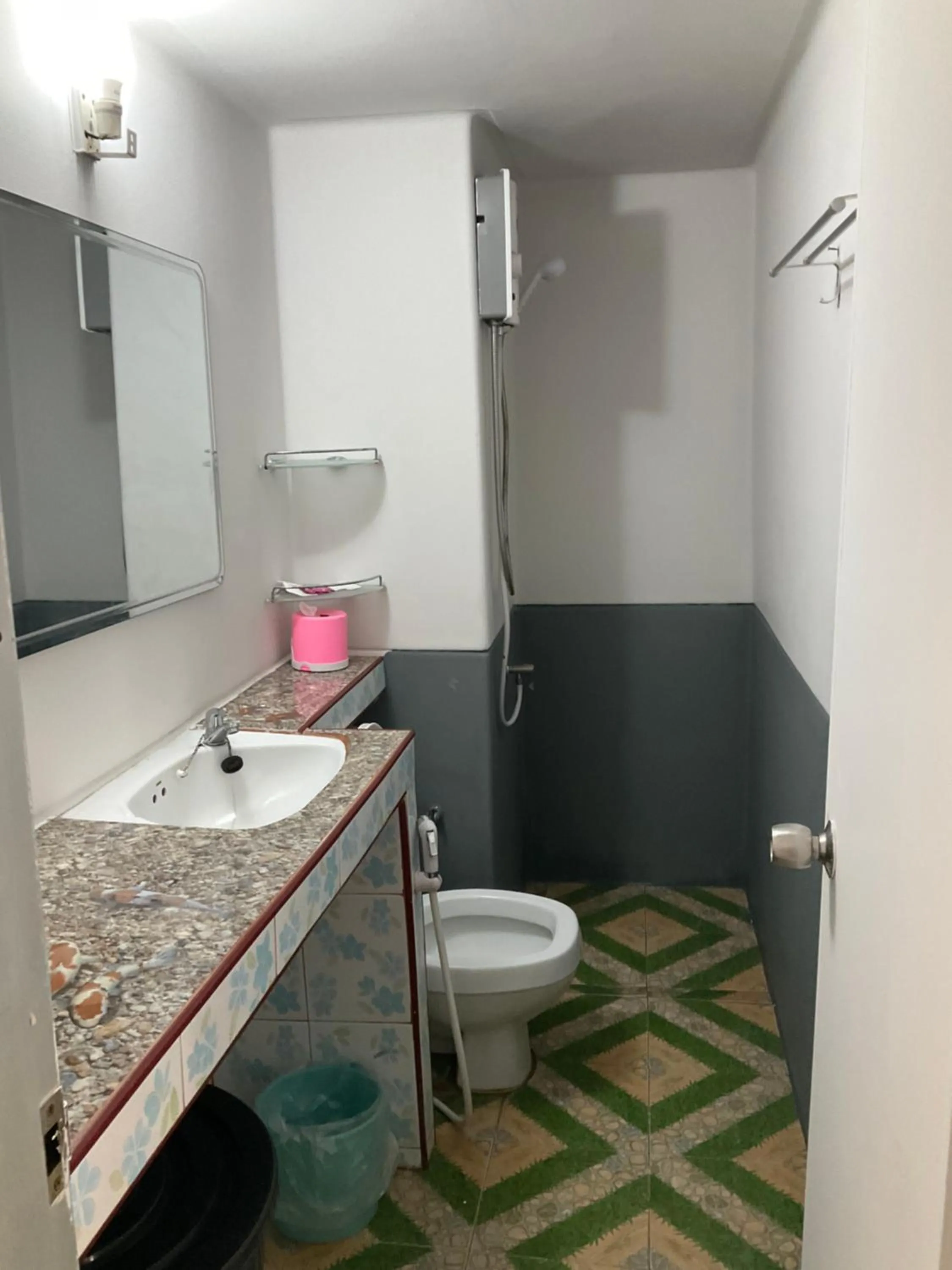 Bathroom in Dailyroom C3,C4by Anna