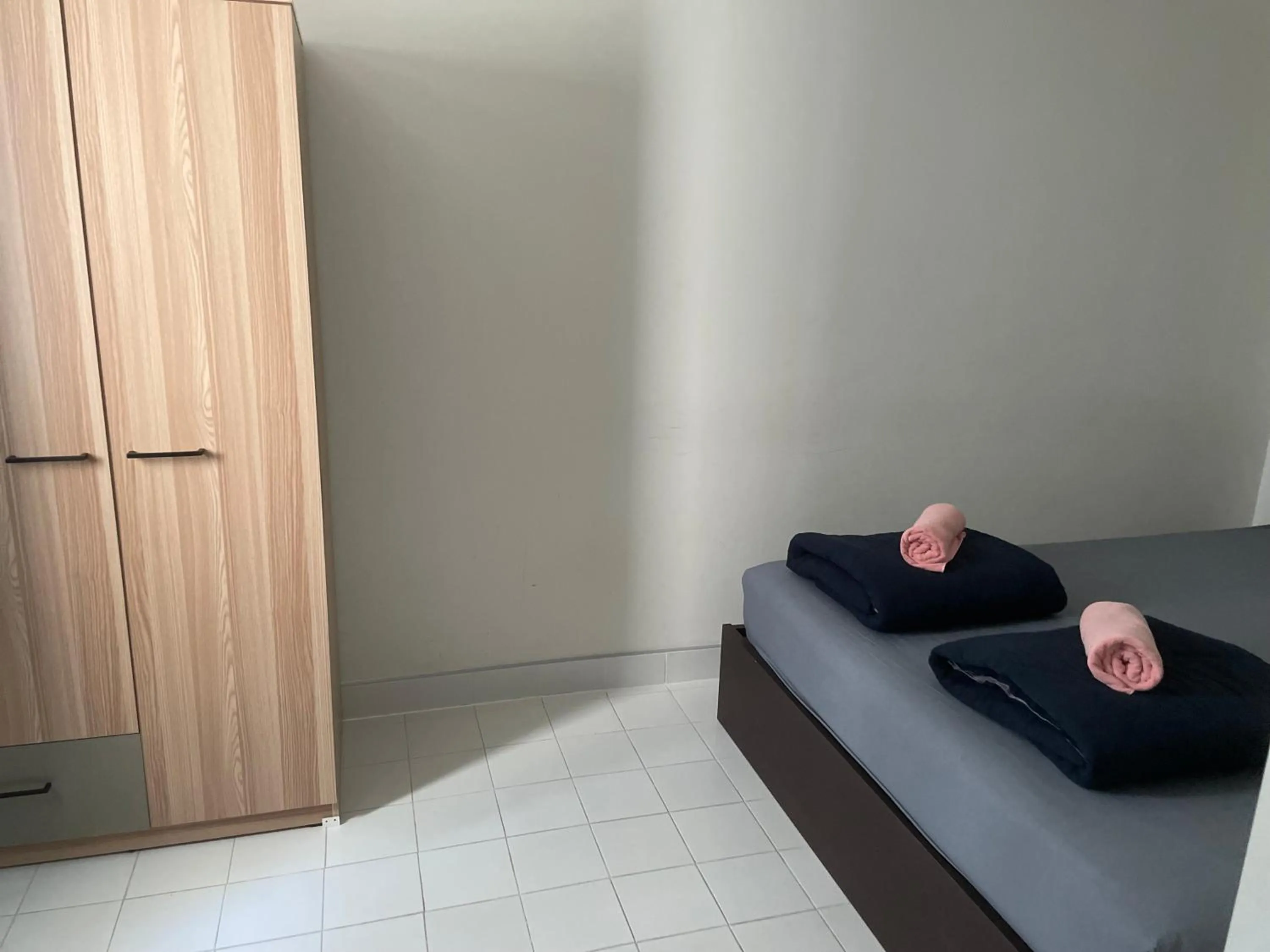 Bedroom, Bed in Dailyroom C3,C4by Anna