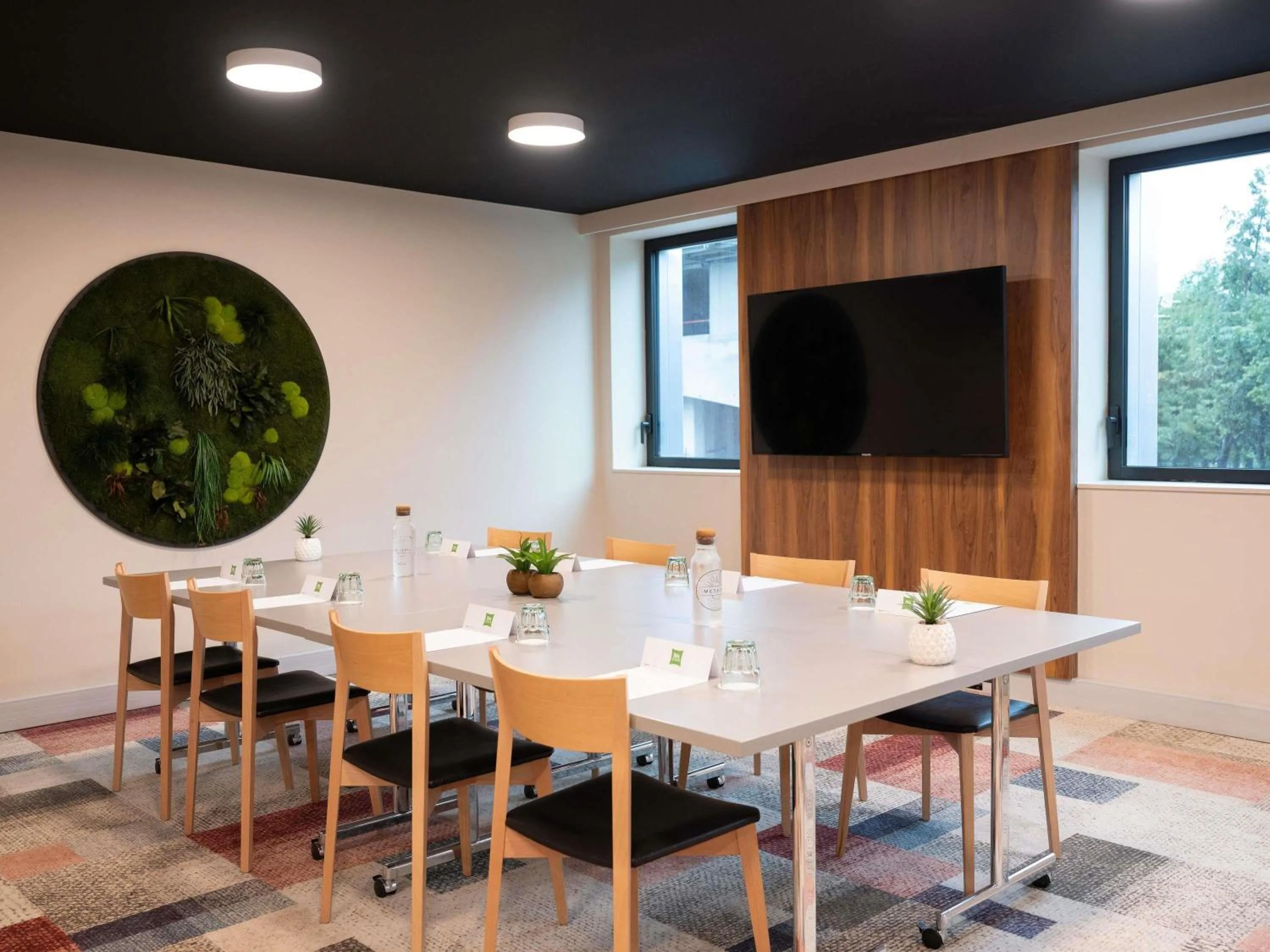Meeting/conference room in ibis Styles Paris Meteor Avenue d'Italie