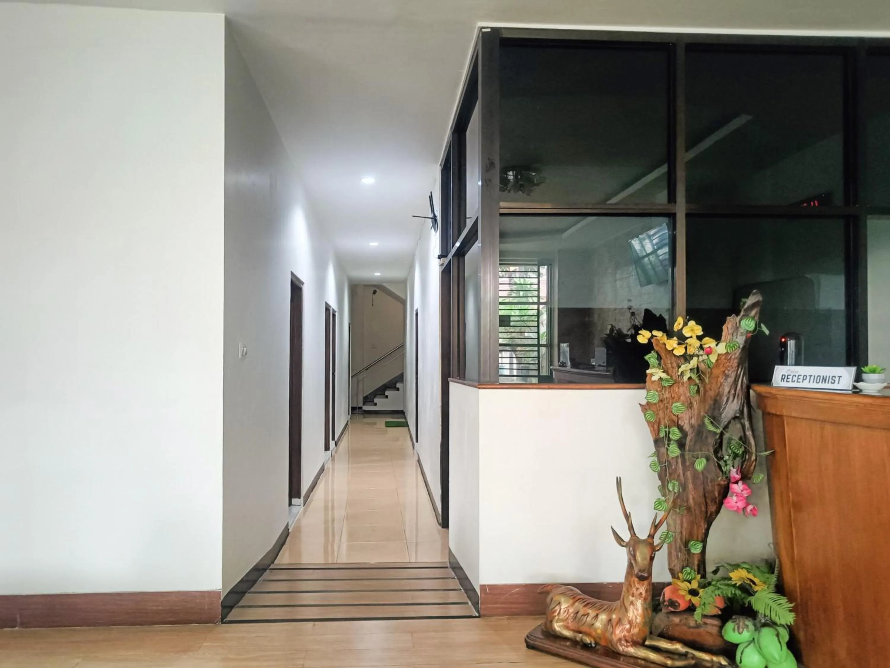 Property building in Hotel Prisma Mitra RedDoorz