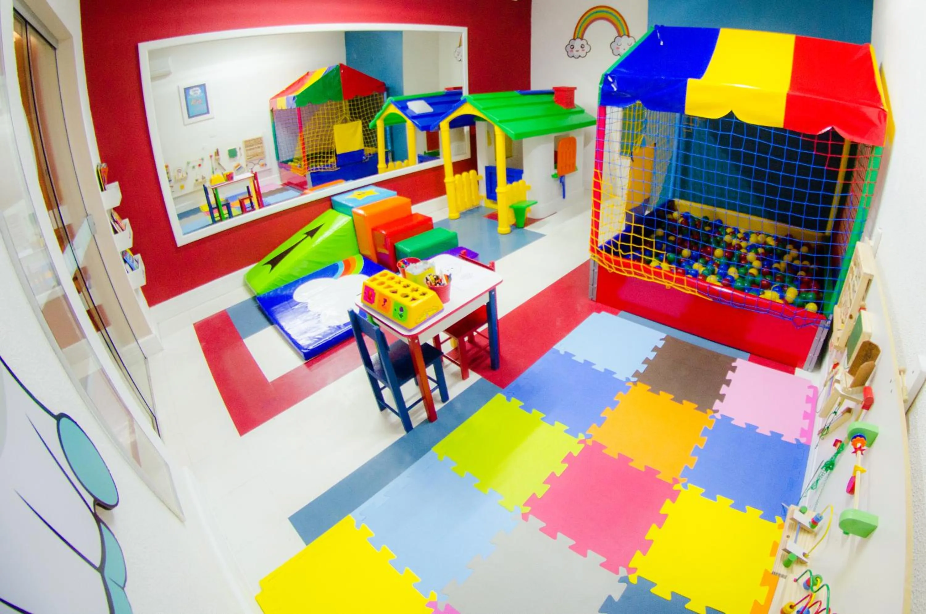 Area and facilities in Gandini Hotel