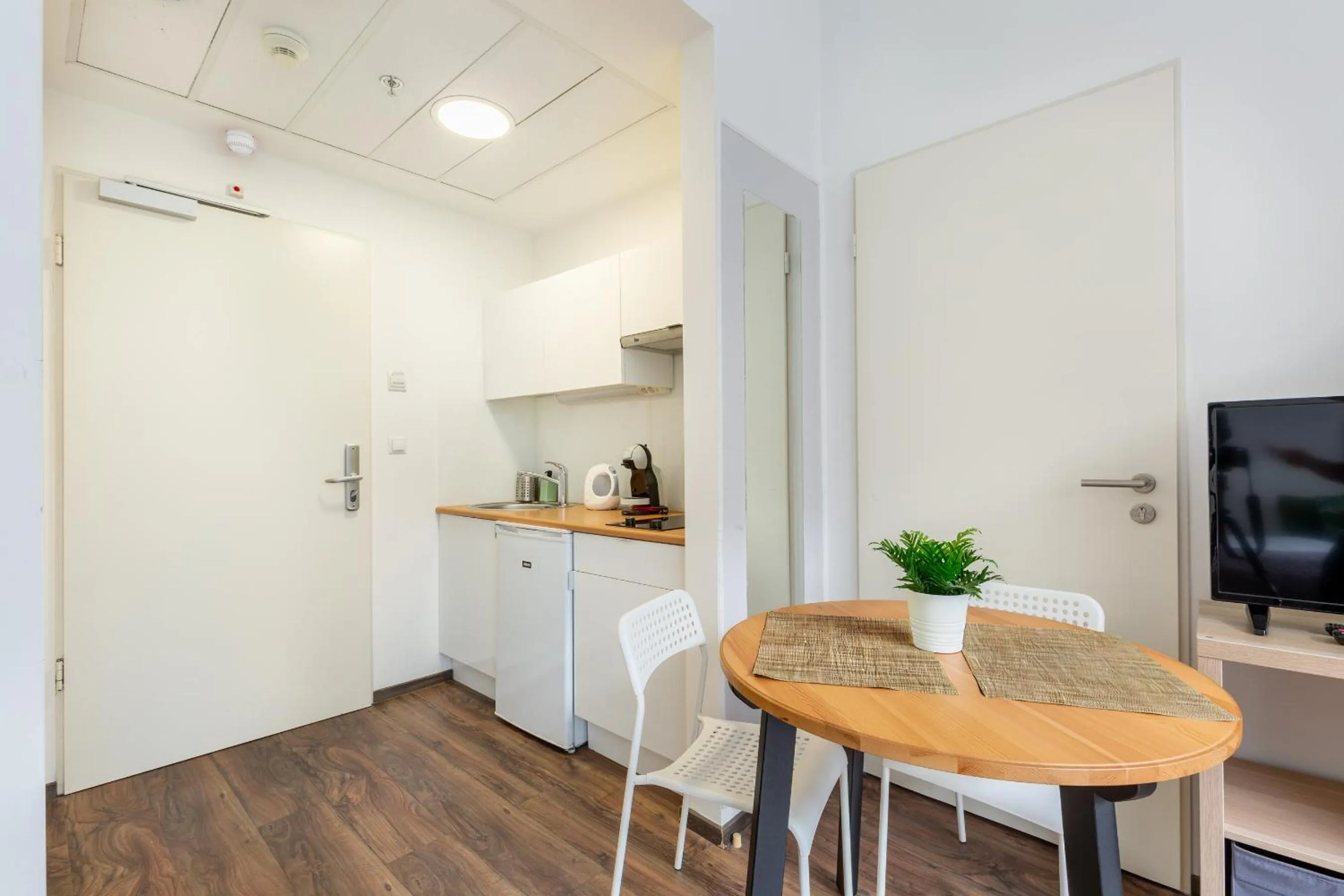 kitchen in Vagabond Downtown