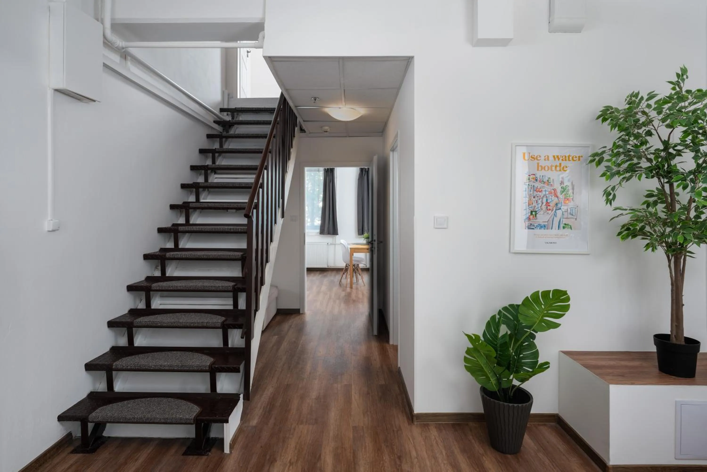 Dining area in Vagabond Downtown