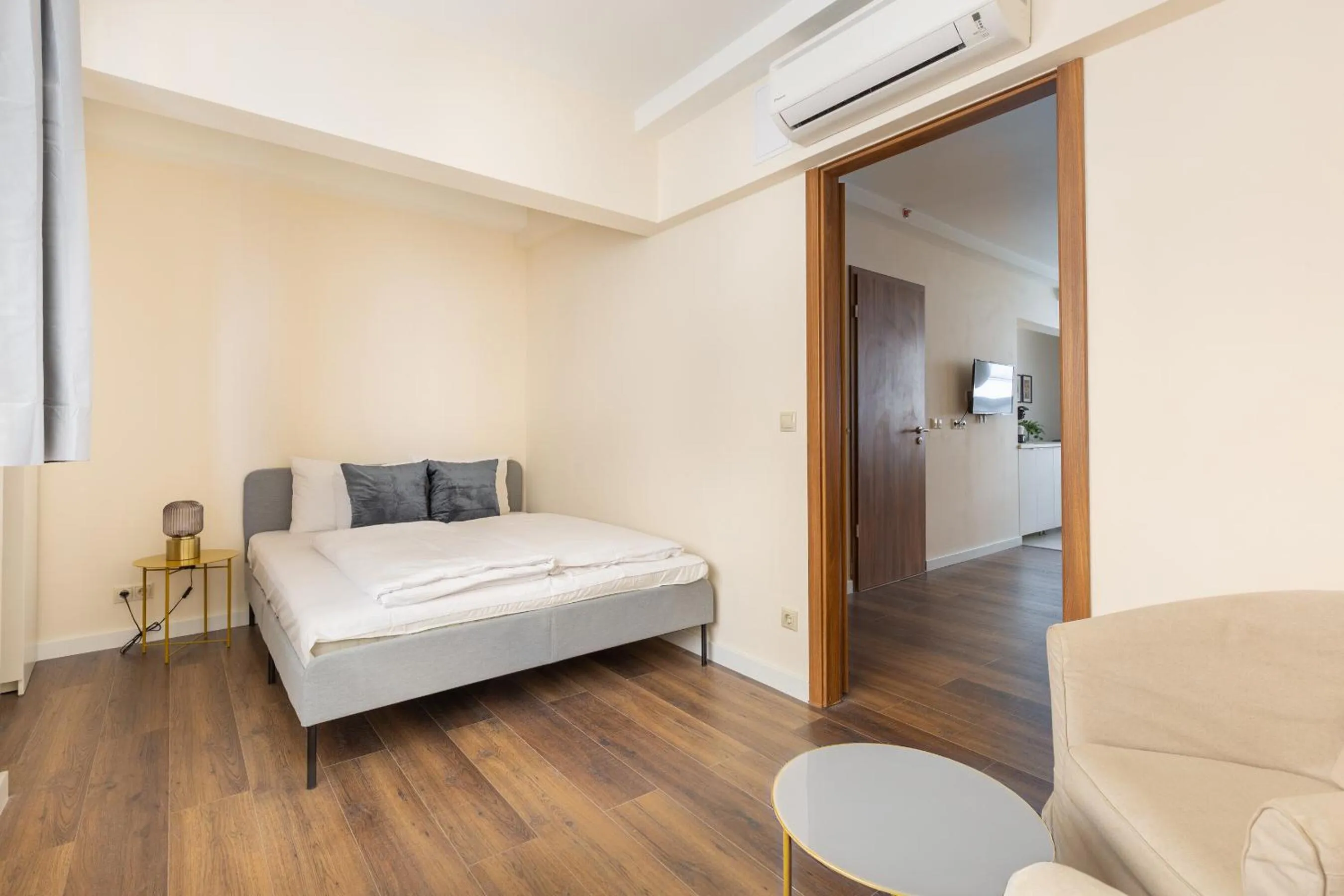 Bedroom, Bed in Vagabond Downtown