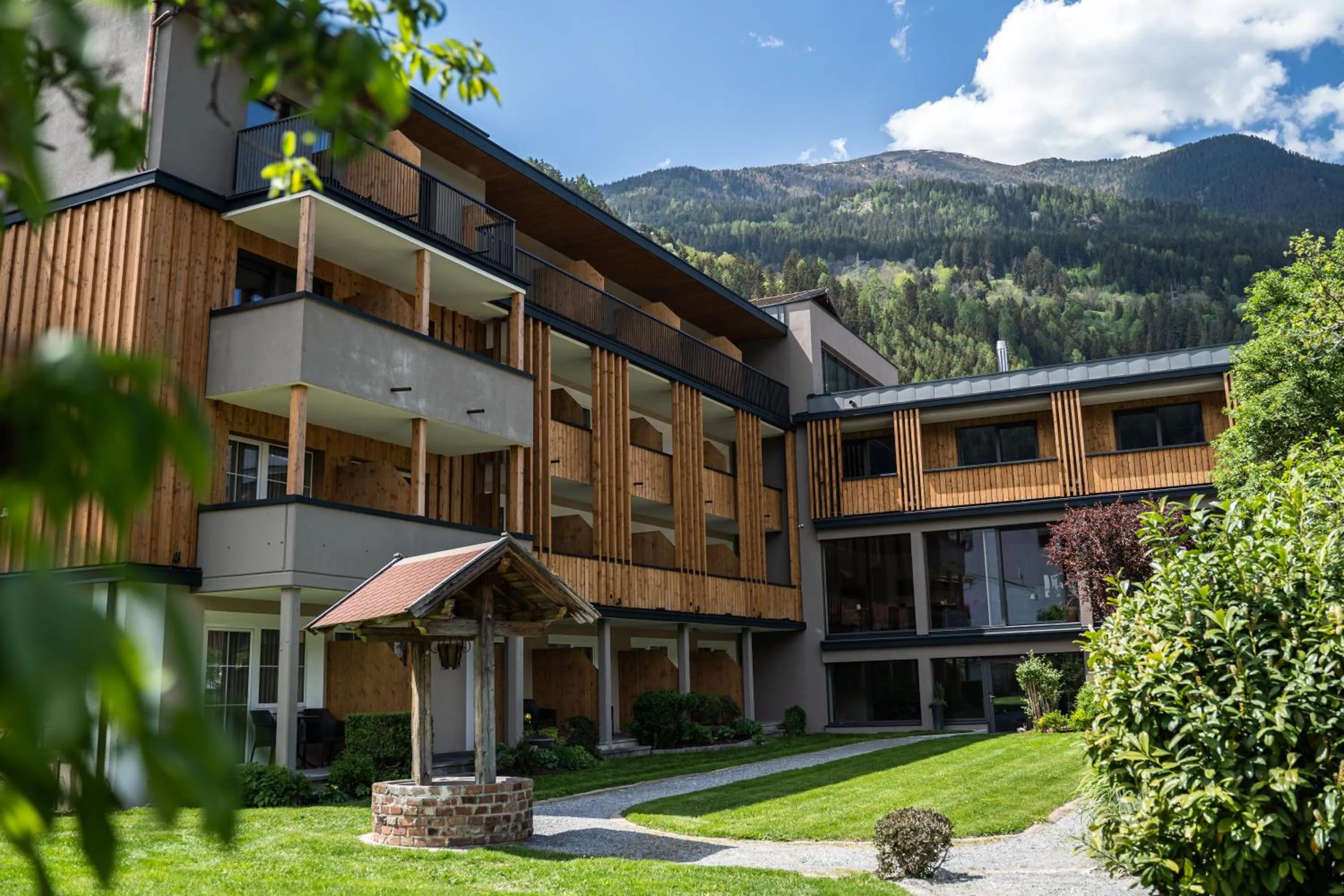 Property building in Hotel Post