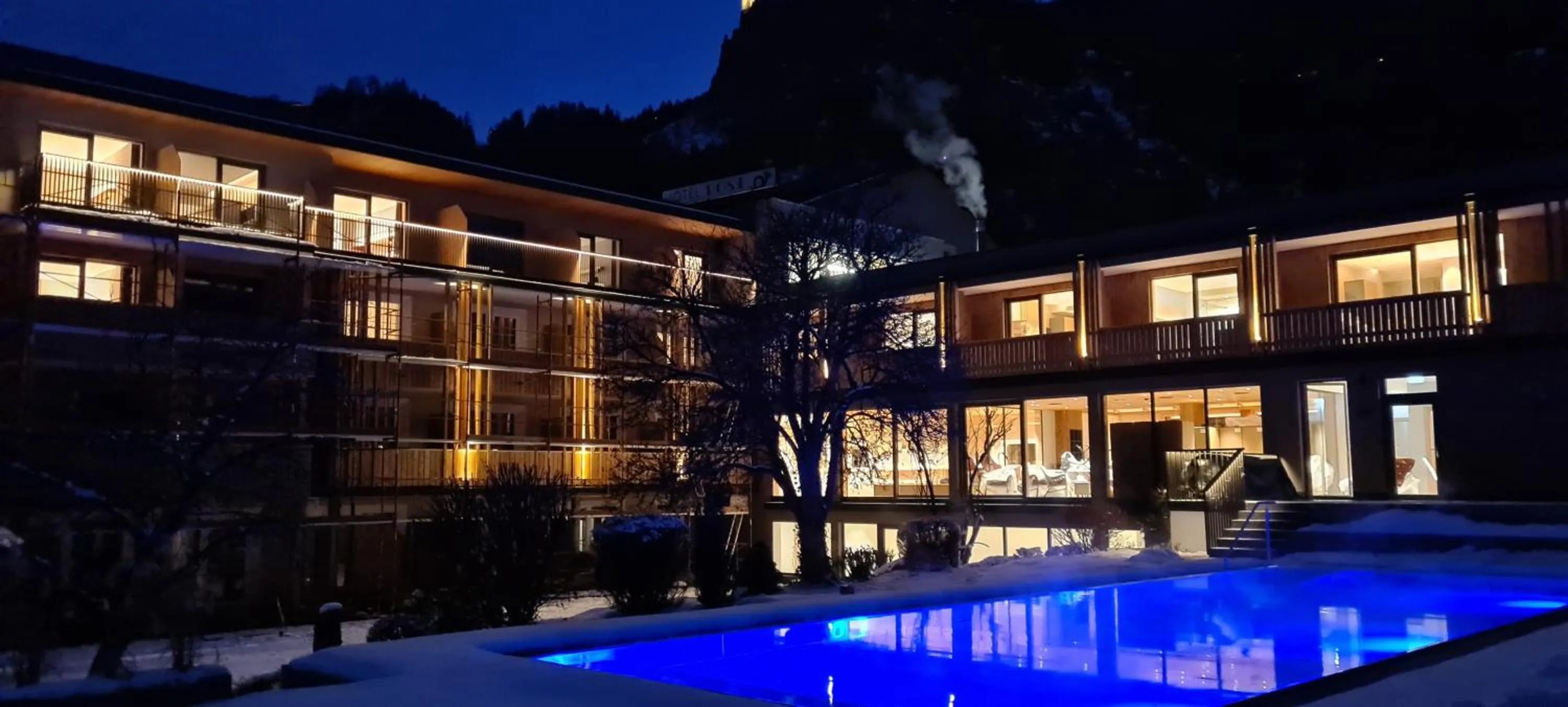 Swimming pool in Hotel Post