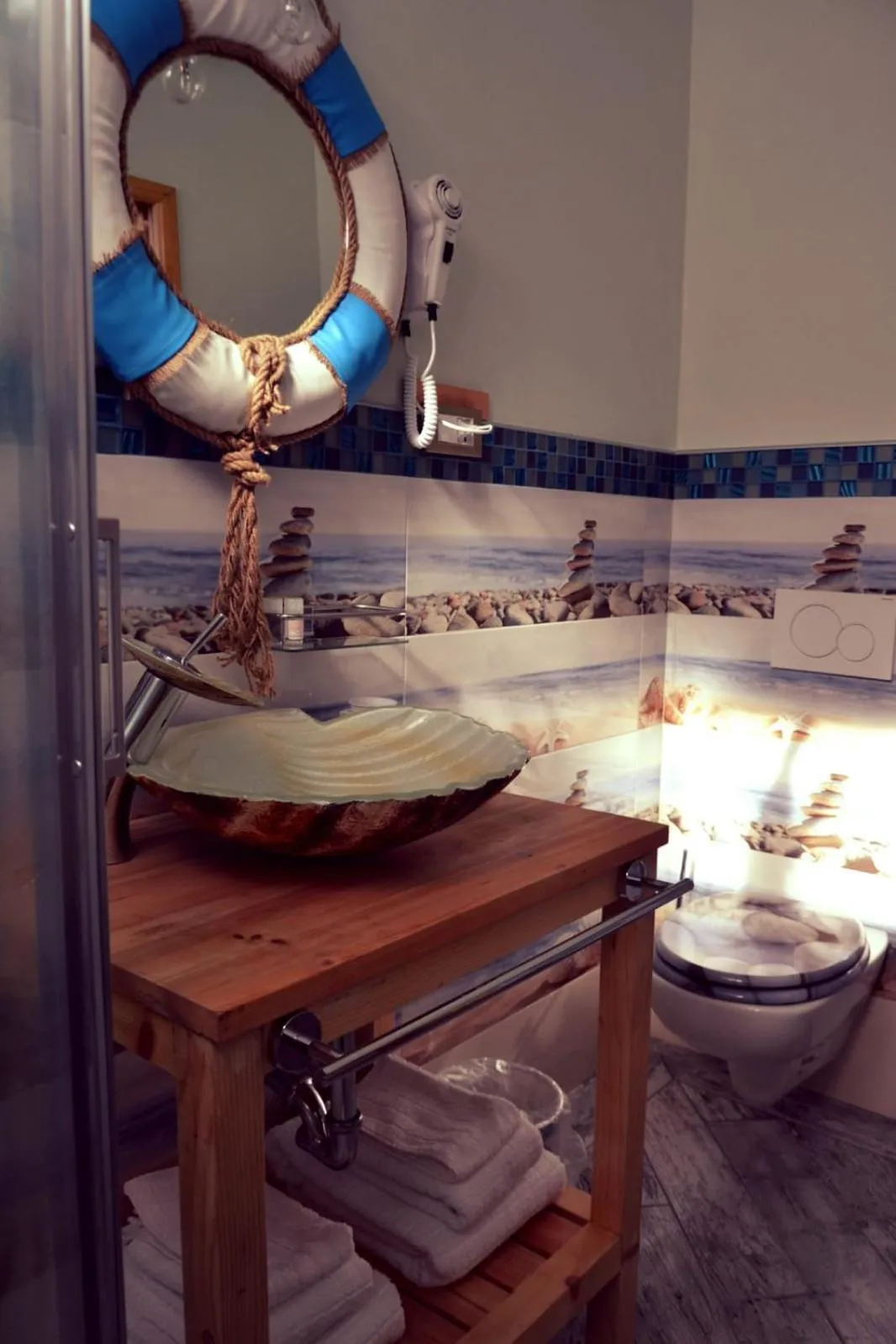 Shower in AMICI Holiday B&B di Bielak Aneta Izabela