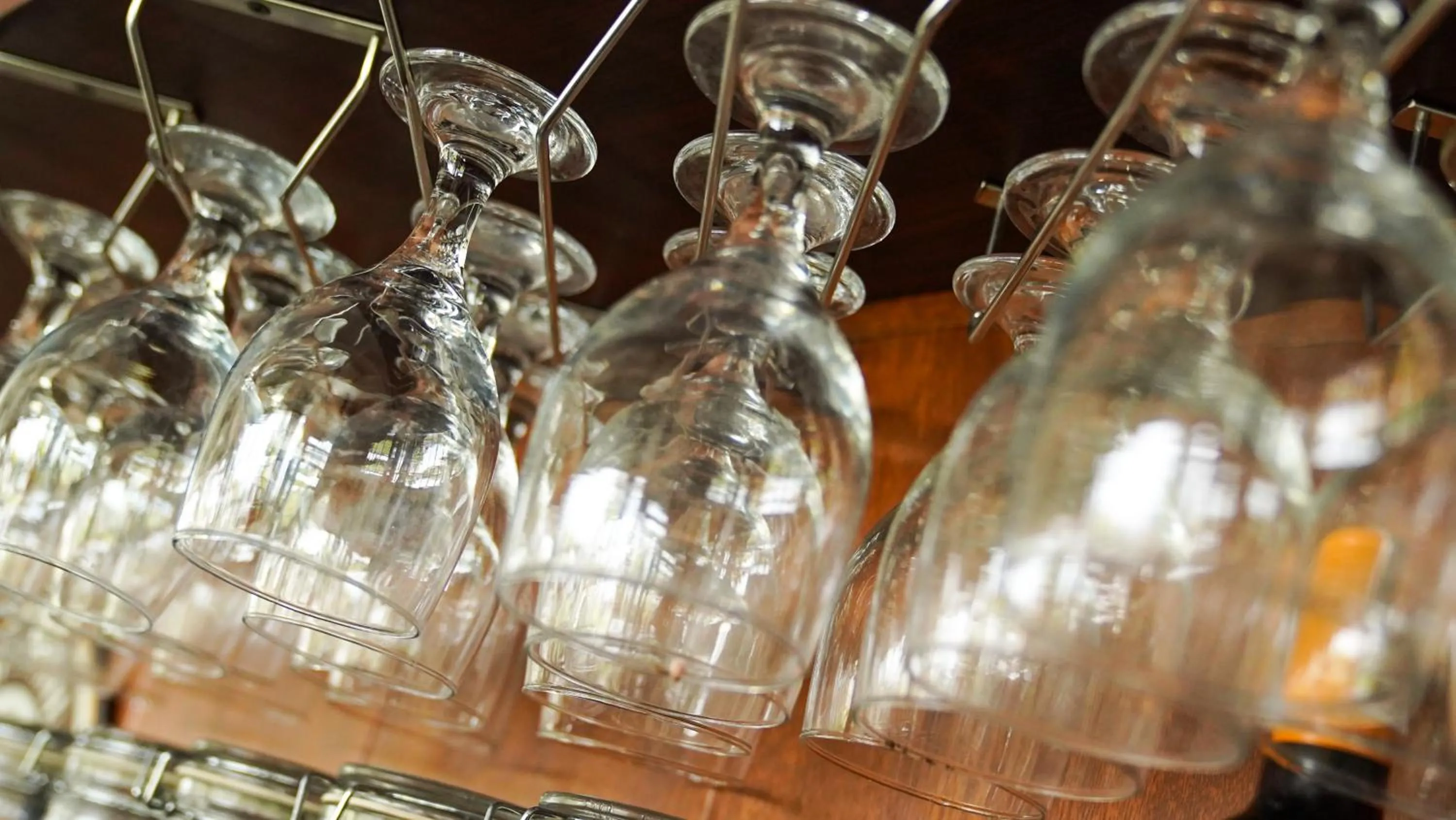 Restaurant/places to eat in A&A Garden Suites