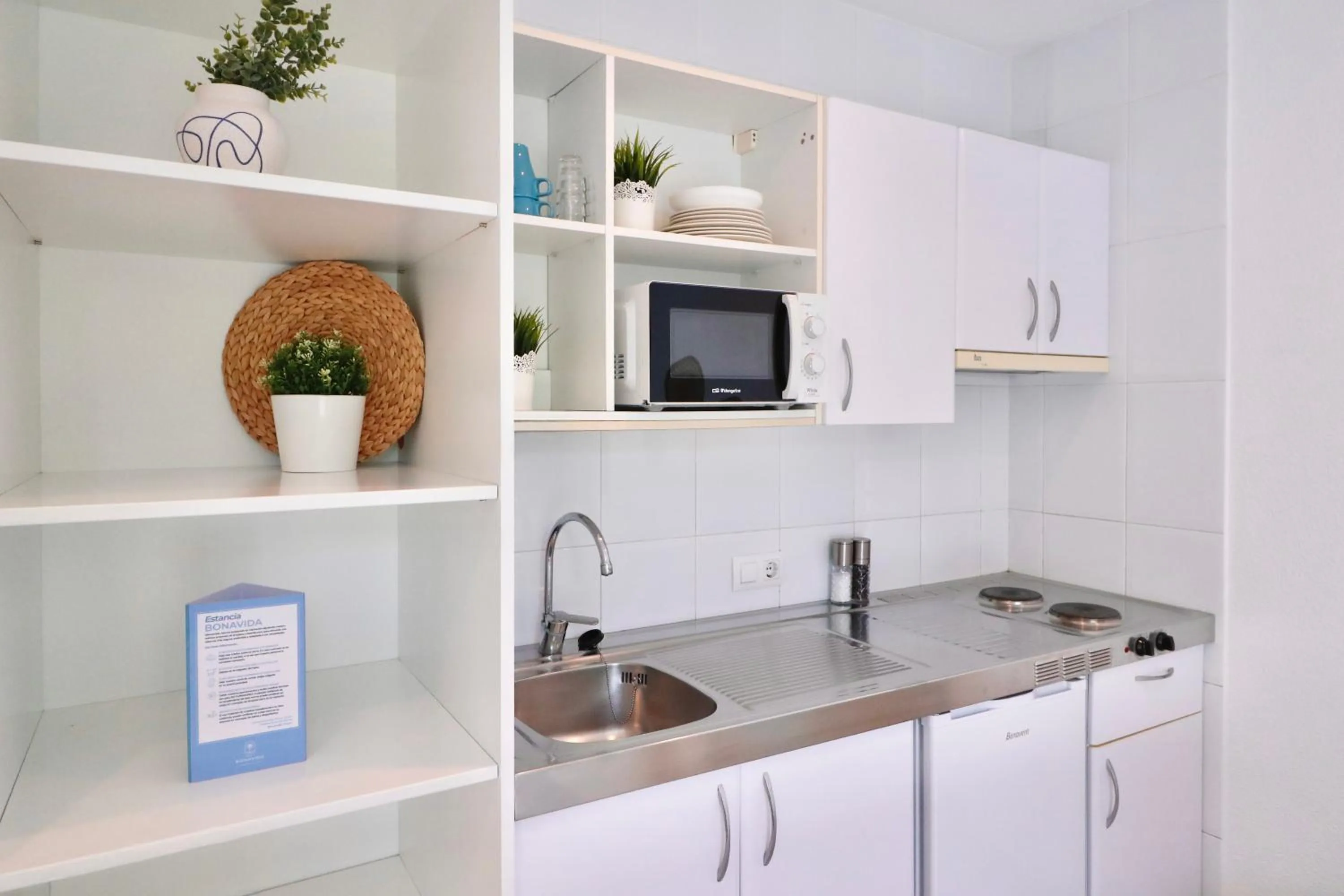 Kitchen or kitchenette in Bonavida Apartments