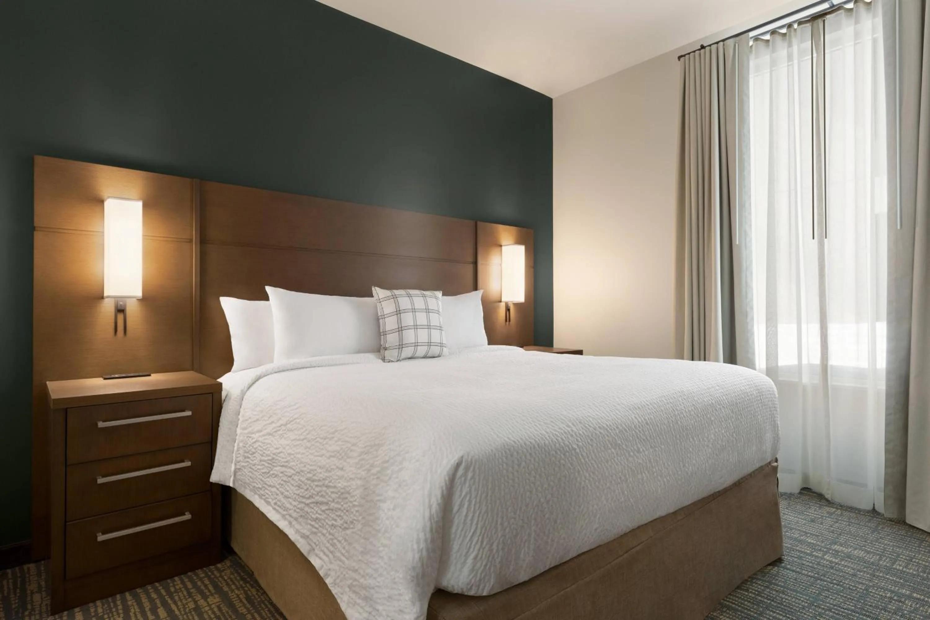 Photo of the whole room, Bed in Residence Inn by Marriott Missoula Downtown