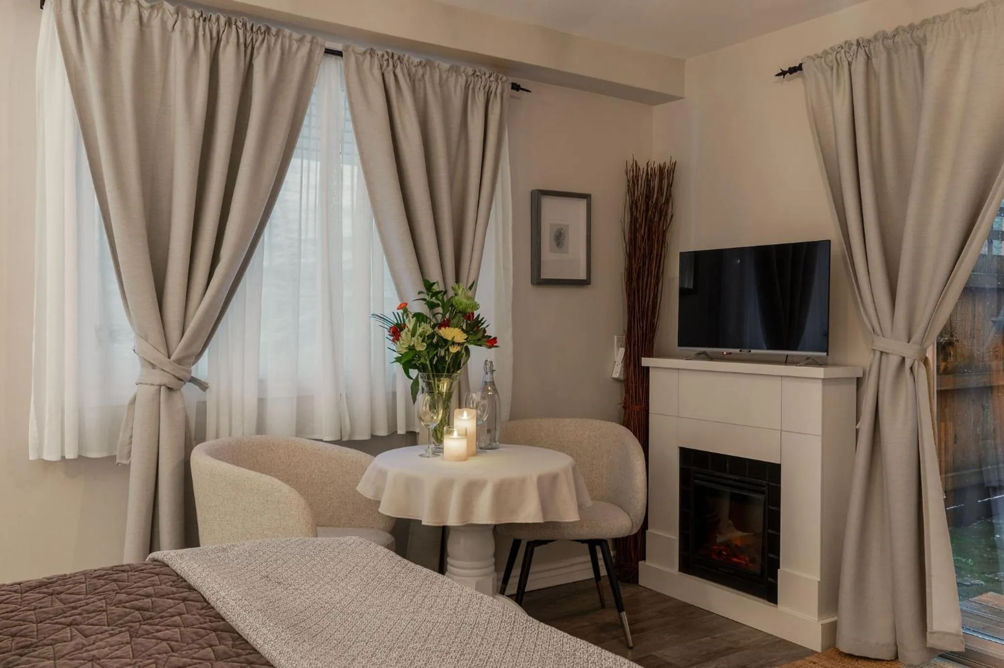 Photo of the whole room in Auberge Old Chelsea