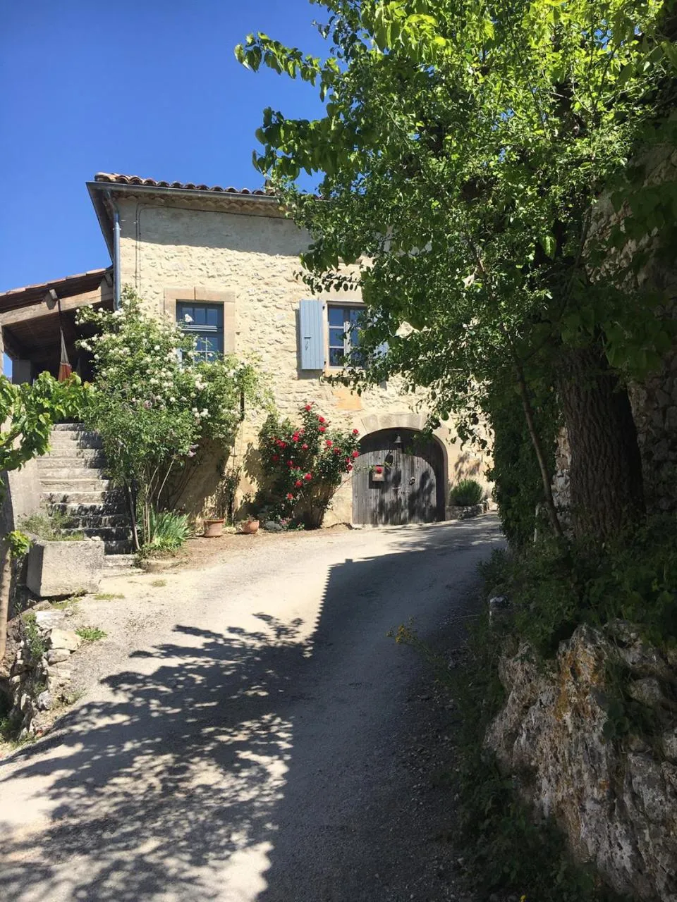 Property building in B&B Champdelaplume