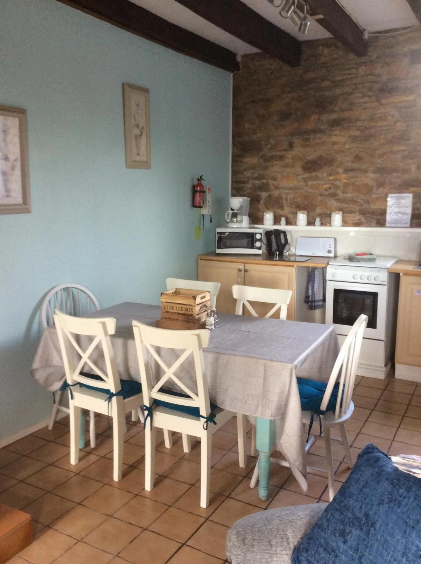 Dining area in Le Boterff Gites et Camping