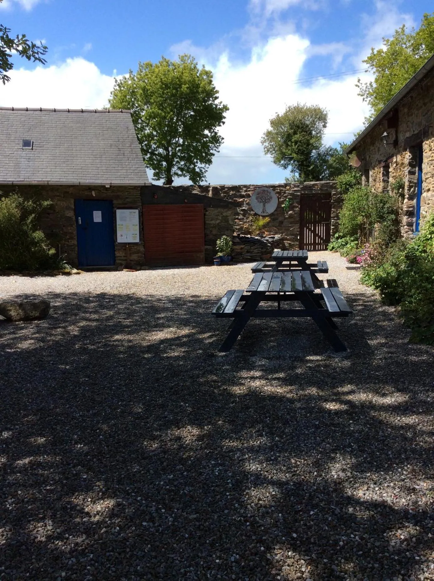 Patio in Le Boterff Gites et Camping