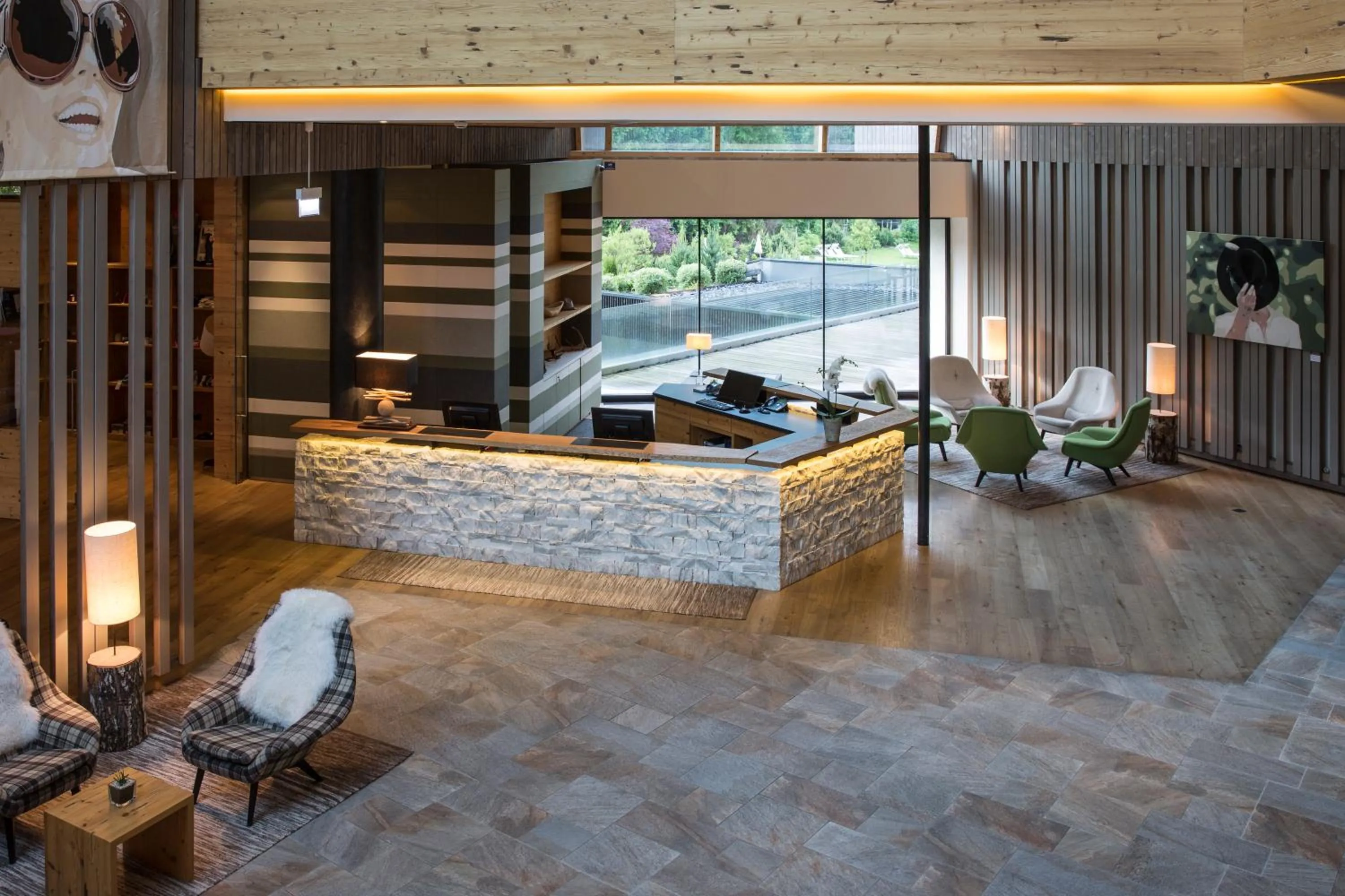 Lobby or reception in Falkensteiner Hotel Schladming
