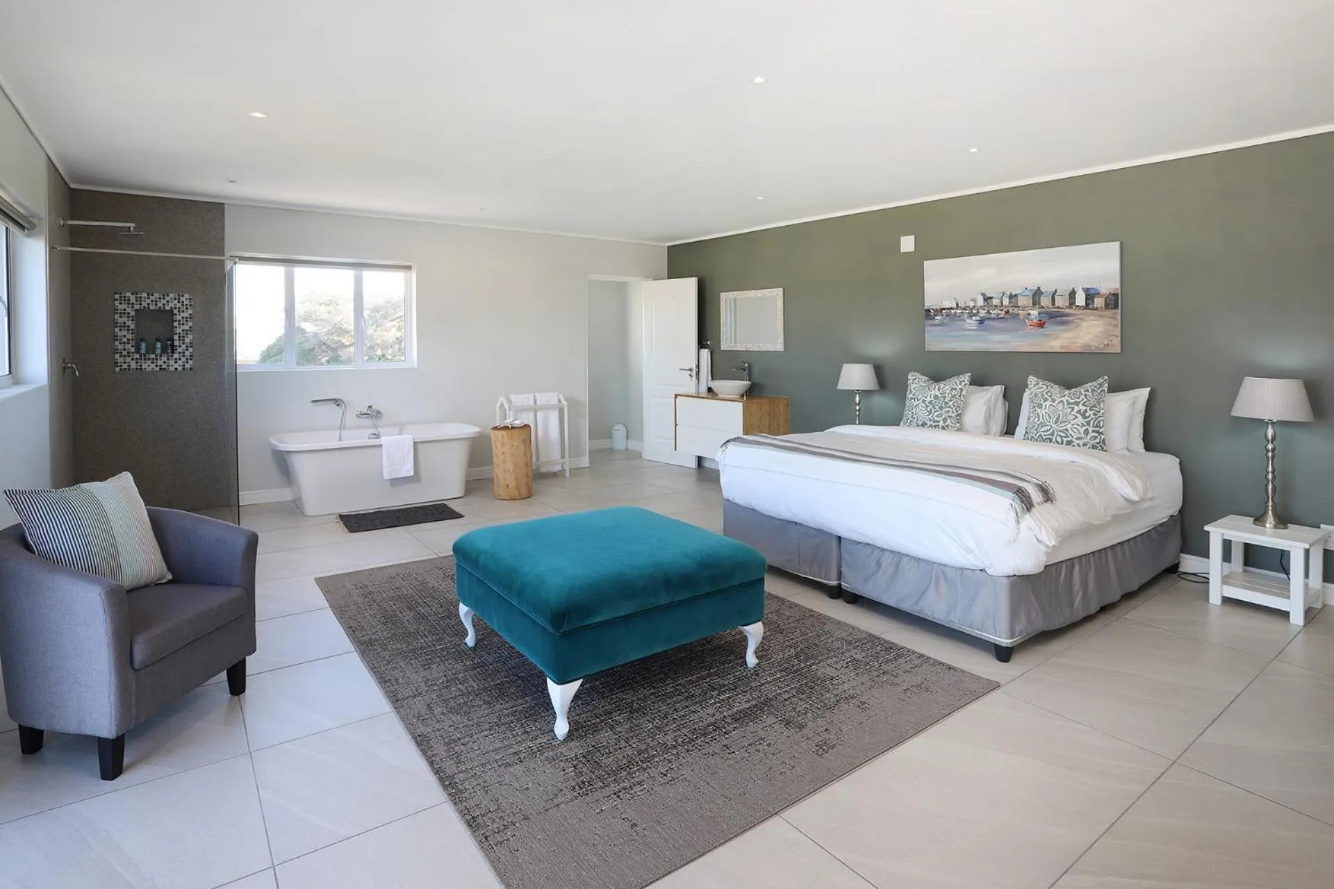 Bathroom, Bed in 269 on Main Holiday Home