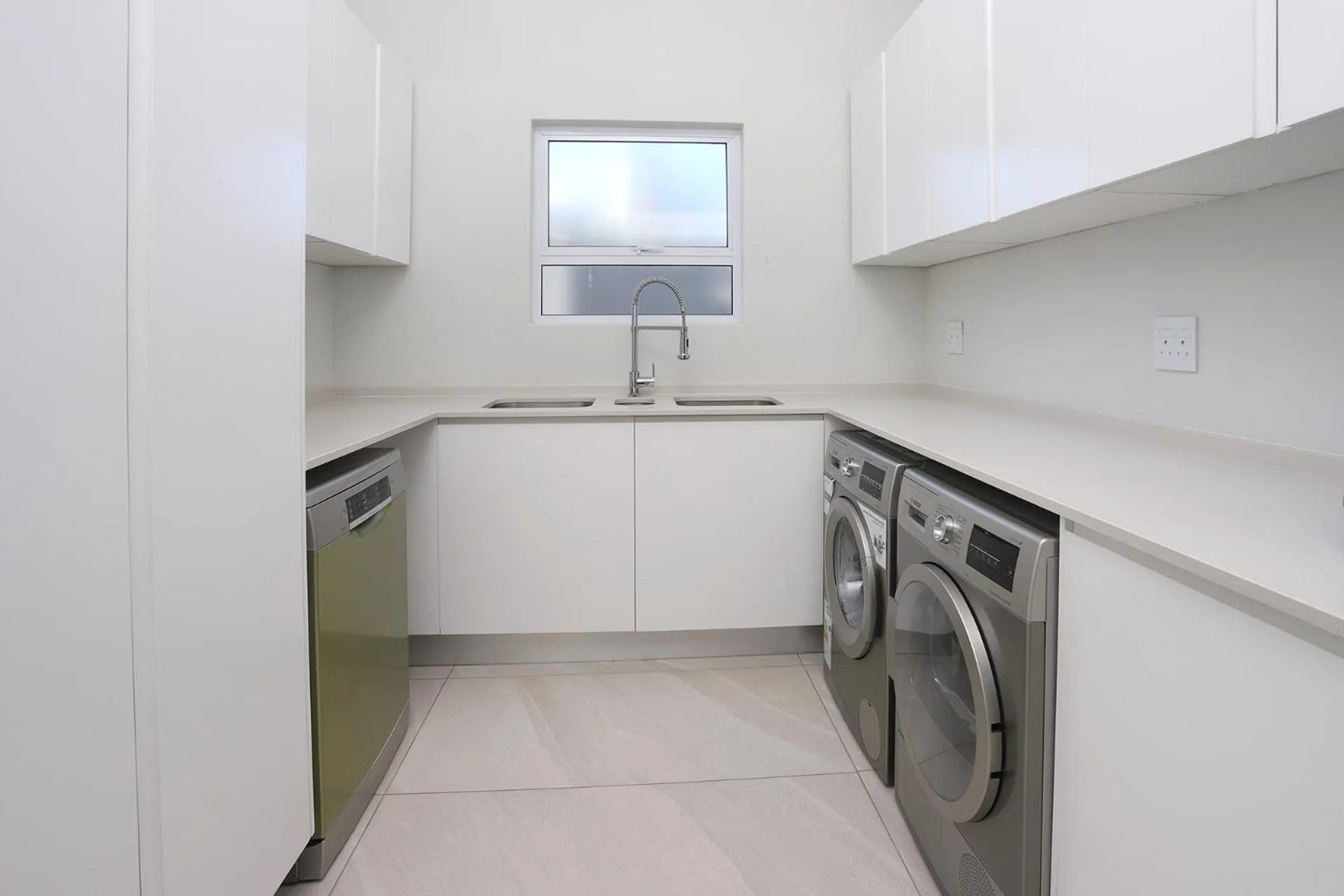 Kitchen or kitchenette in 269 on Main Holiday Home