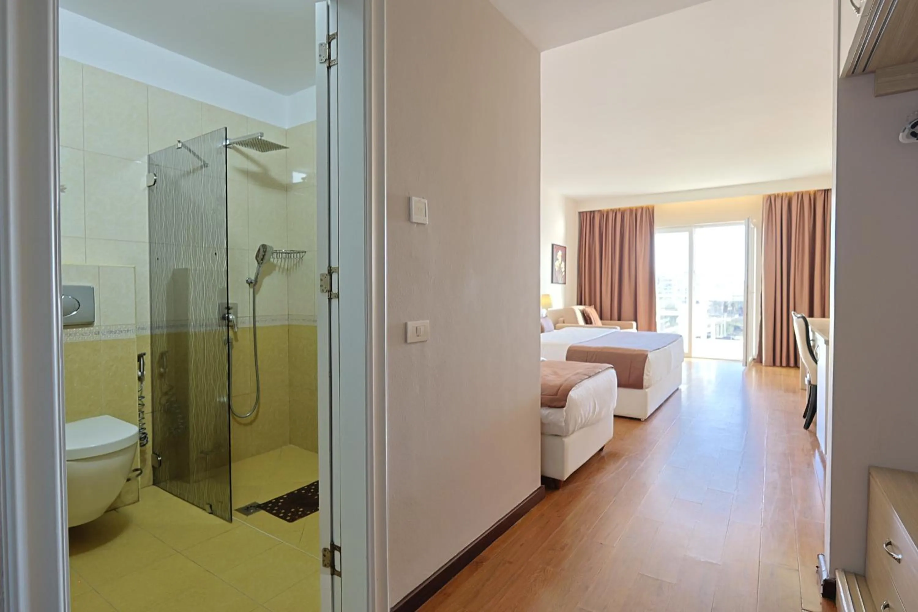 Photo of the whole room, Bed in Hotel Bleart