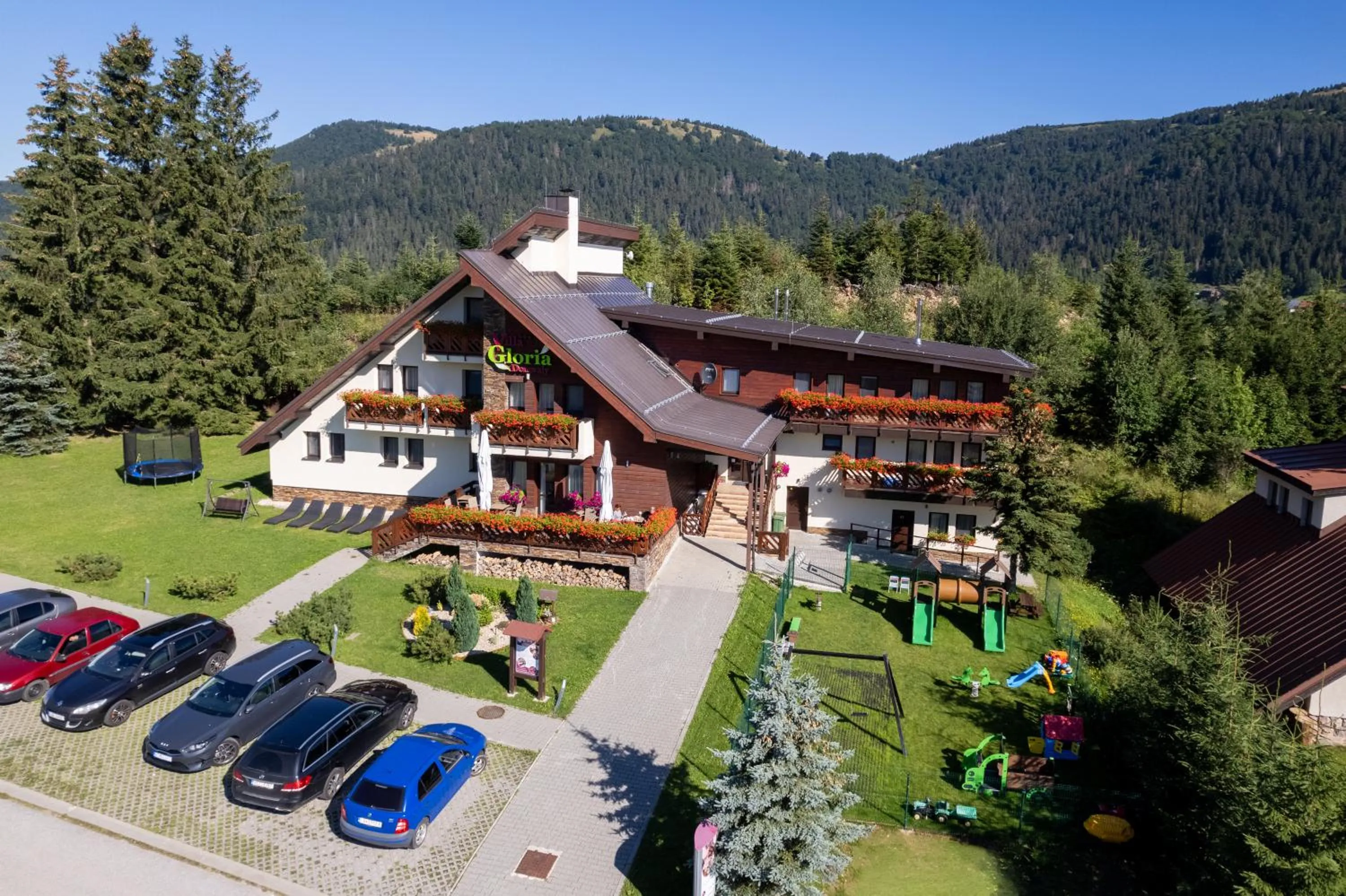 Villa Gloria Rooms & Apartments