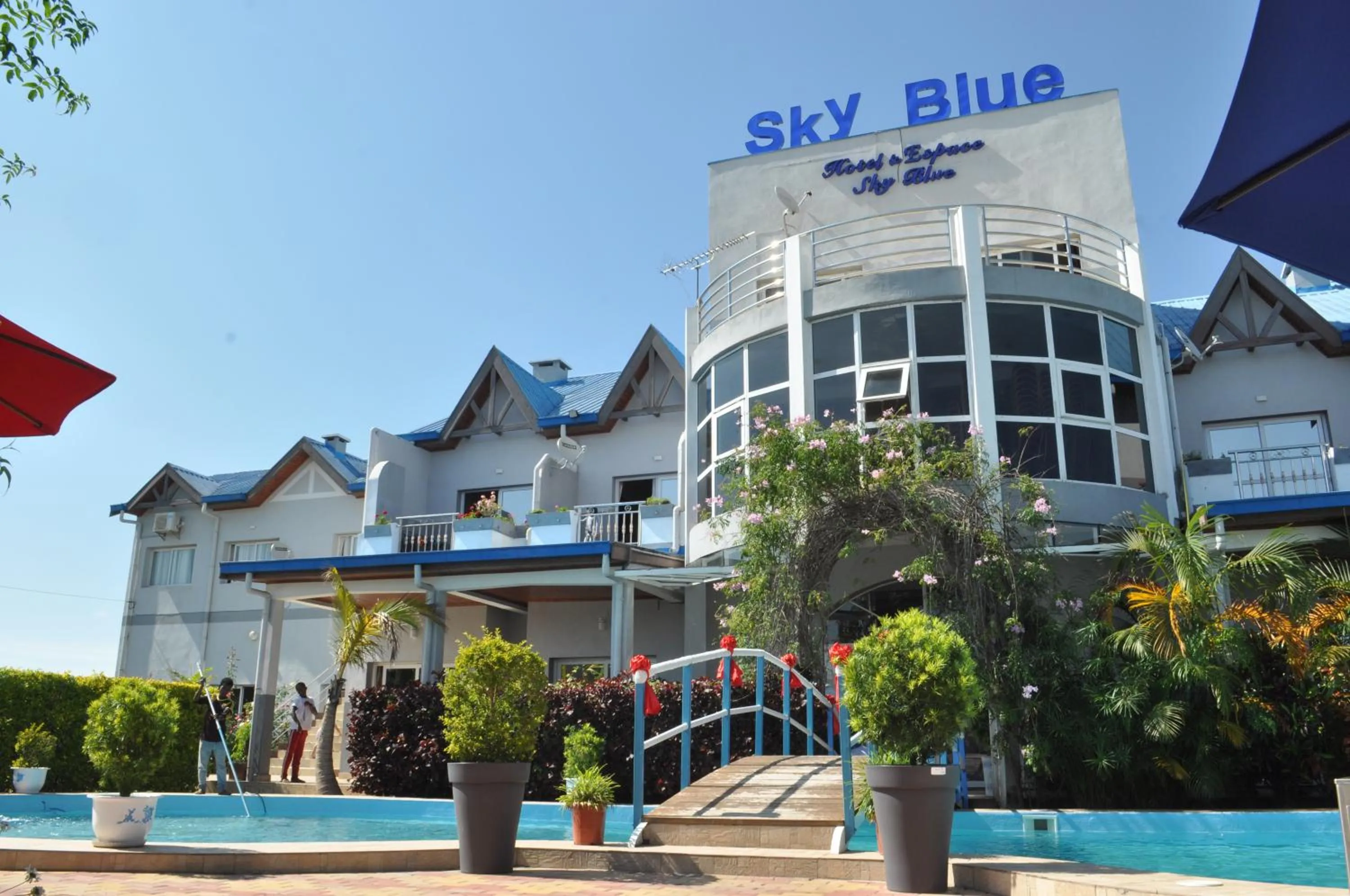  in Hôtel Sky blue Mada