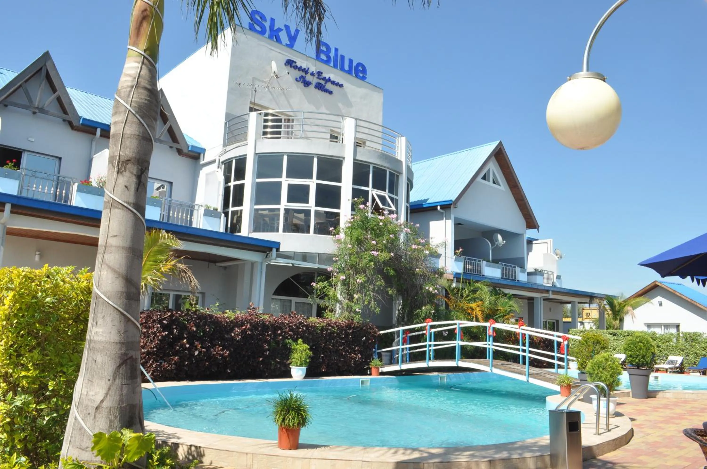  in Hôtel Sky blue Mada